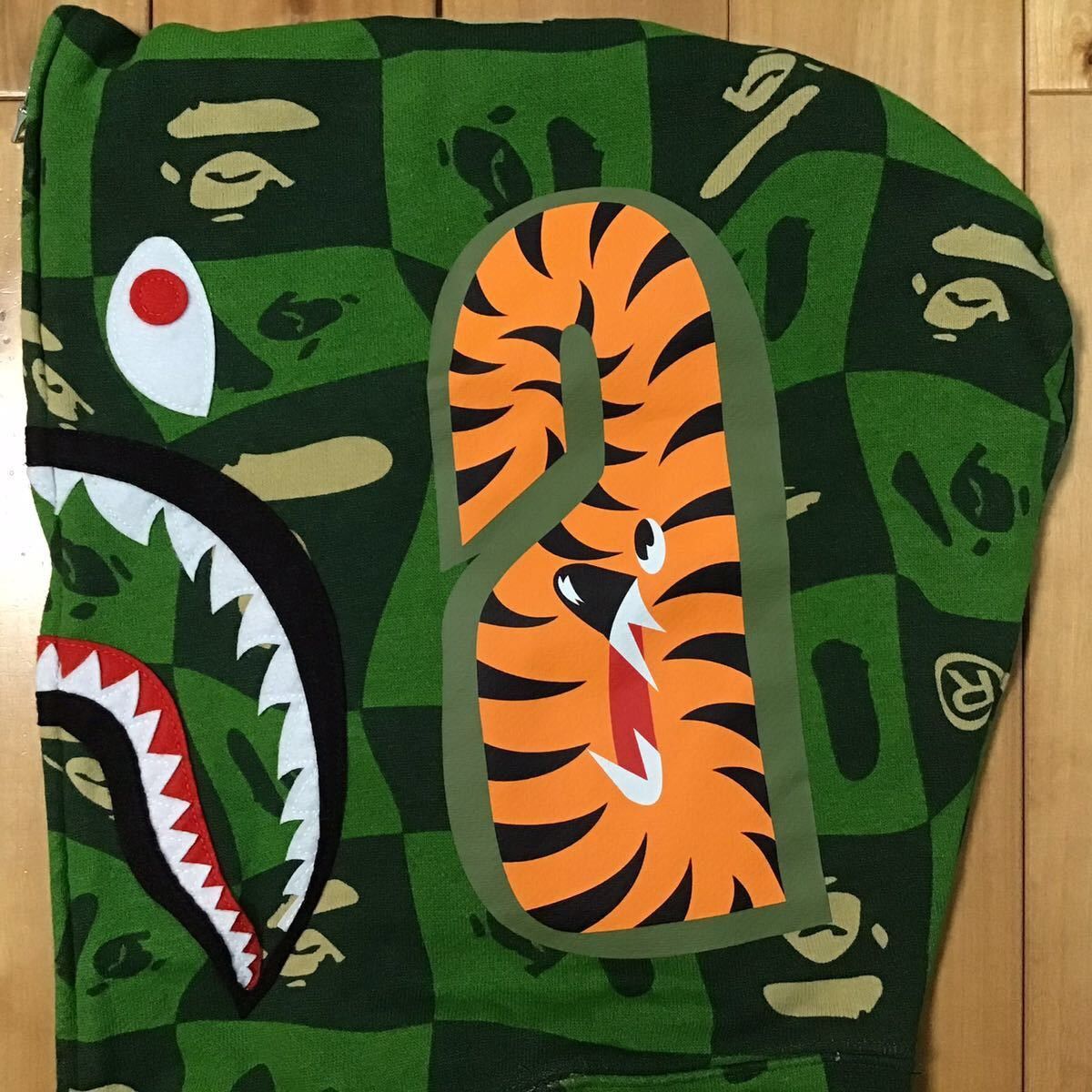 Bape BAPE FACE logo shark full zip hoodie green a bathing ape Size US M / EU 48-50 / 2 - 5 Thumbnail
