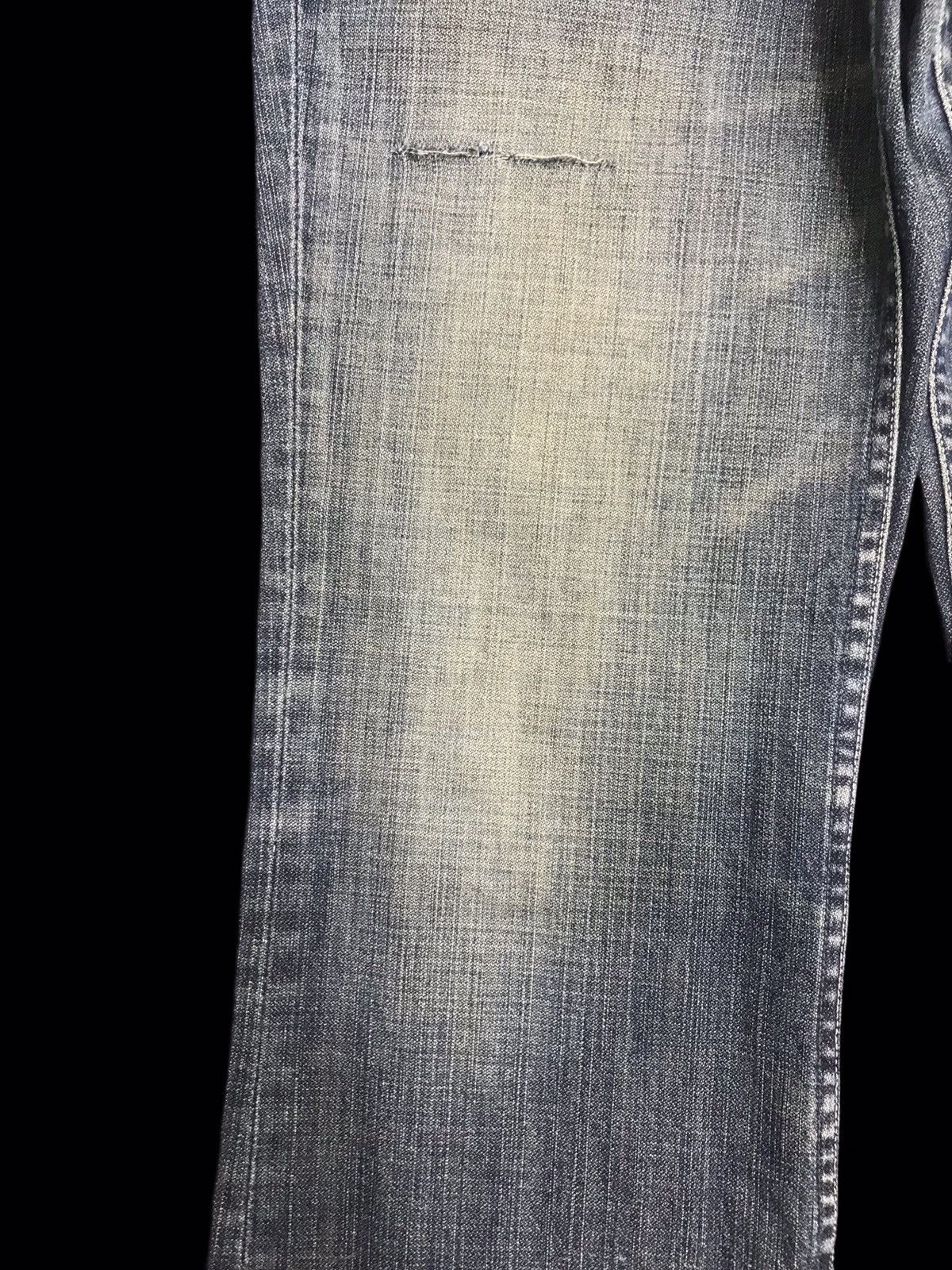 Levi's 💥THRASHED💥VTG Levis 517 Flare Thrashed Denim F366 Size US 31 - 6 Thumbnail