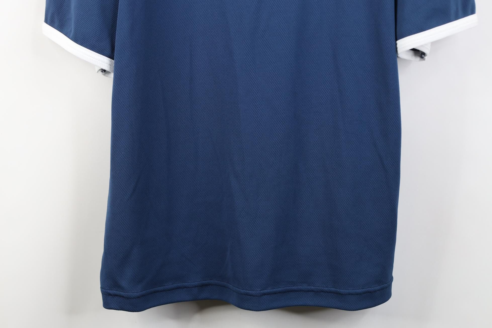 Umbro Vintage 90s Umbro Futbol Soccer Jersey T-Shirt Blue USA Size US L / EU 52-54 / 3 - 3 Thumbnail