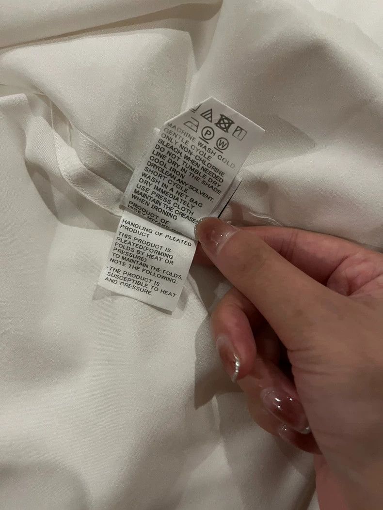 Issey Miyake Issey Miyake white blouse Size US L / EU 52-54 / 3 - 4 Thumbnail