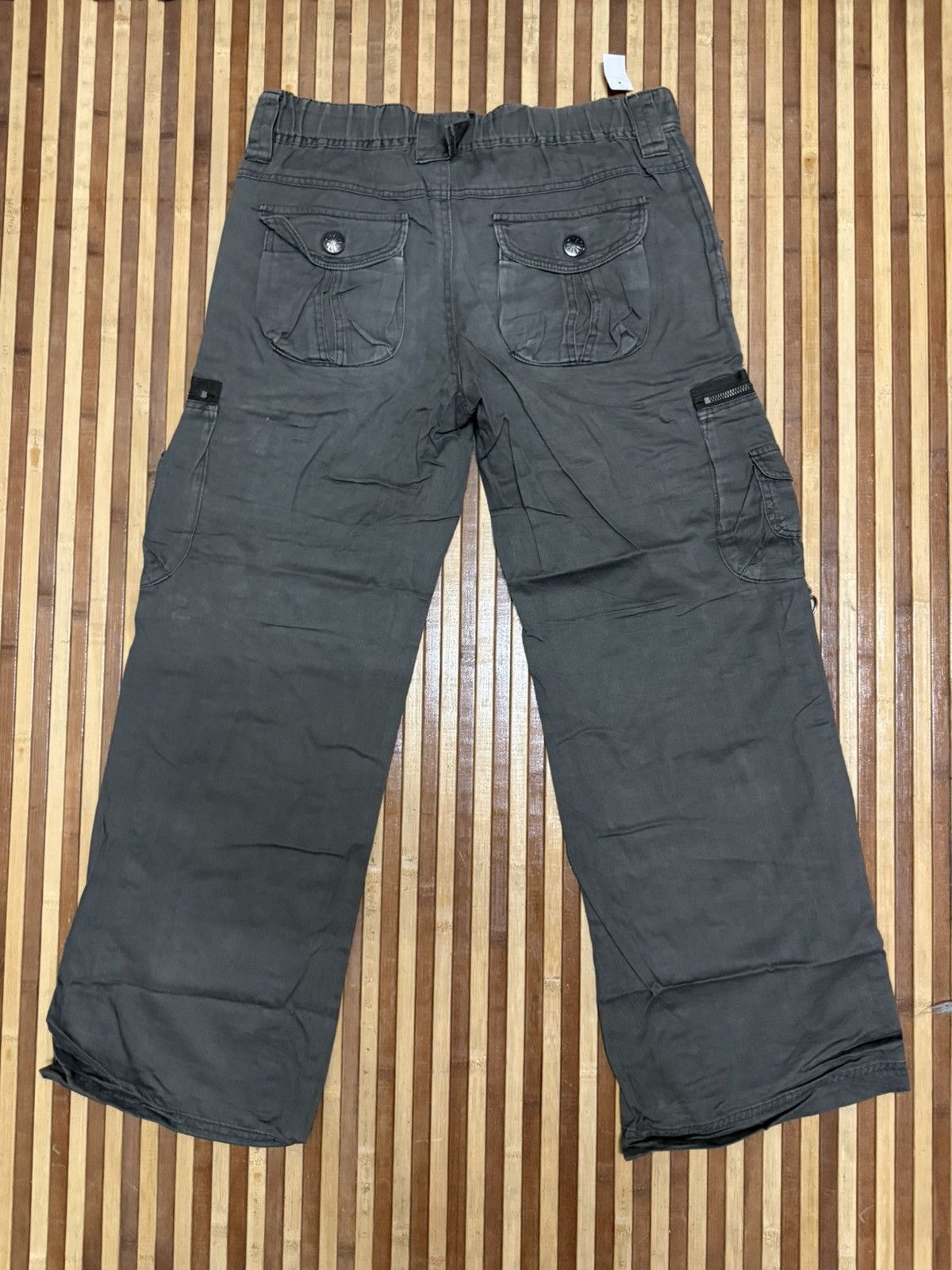 Japanese Brand Japanese brand Cargo Pants / Streetwear / Utility Pants W31 Size US 30 / EU 46 - 6 Thumbnail