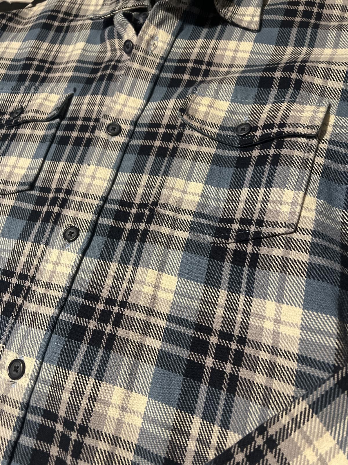 Nautica Nautica Men's Blue Plaid Button-Up Shirt L NWT Size US L / EU 52-54 / 3 - 5 Thumbnail