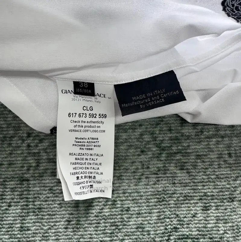 Versace Versace White Long Sleeve Embroidered Shirt . Size US S / EU 44-46 / 1 - 8 Thumbnail