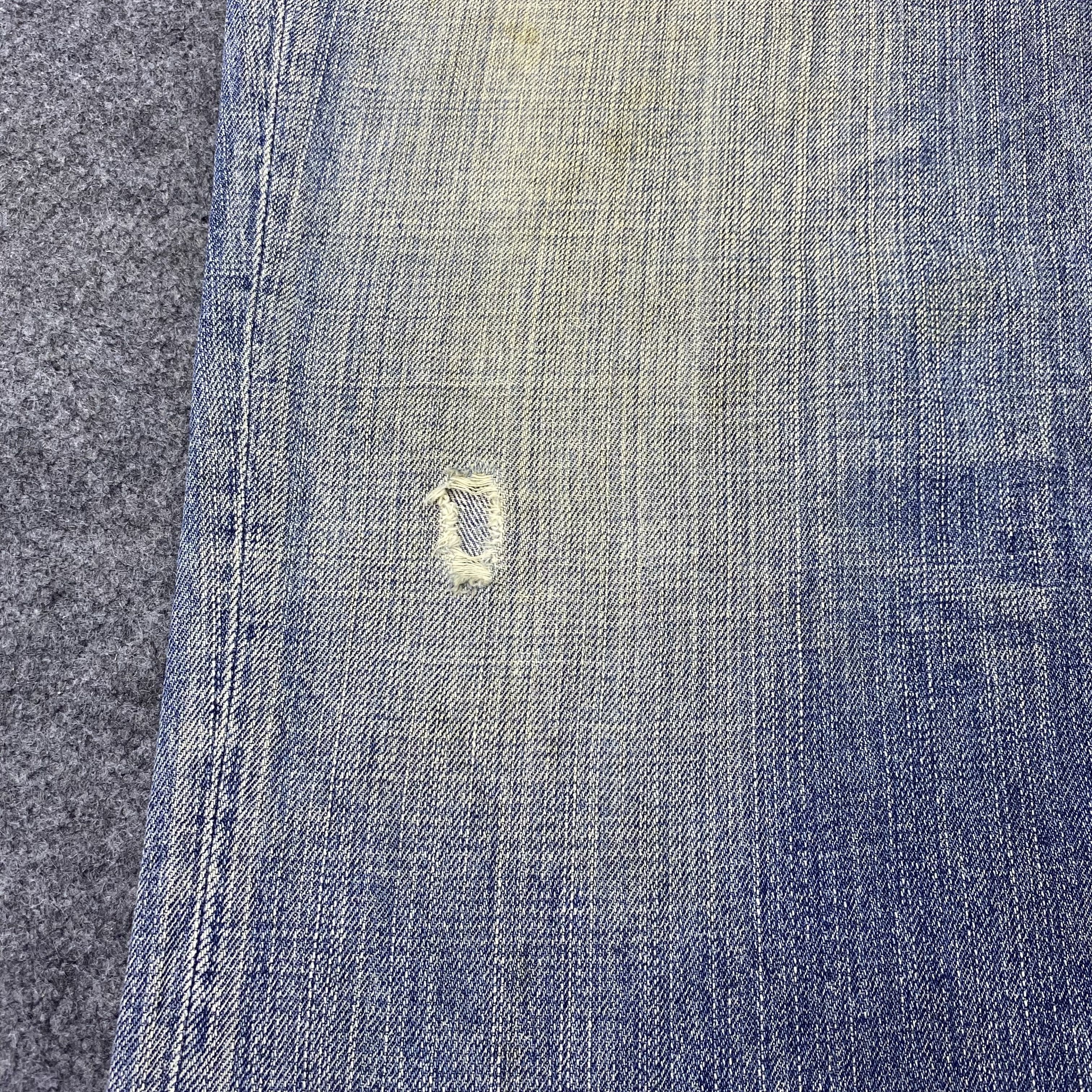 Levi's × Levi's Vintage Clothing × Vintage Vintage Levi's Distressed Blue Wash Jeans-J1178 Size US 38 / EU 54 - 15 Thumbnail