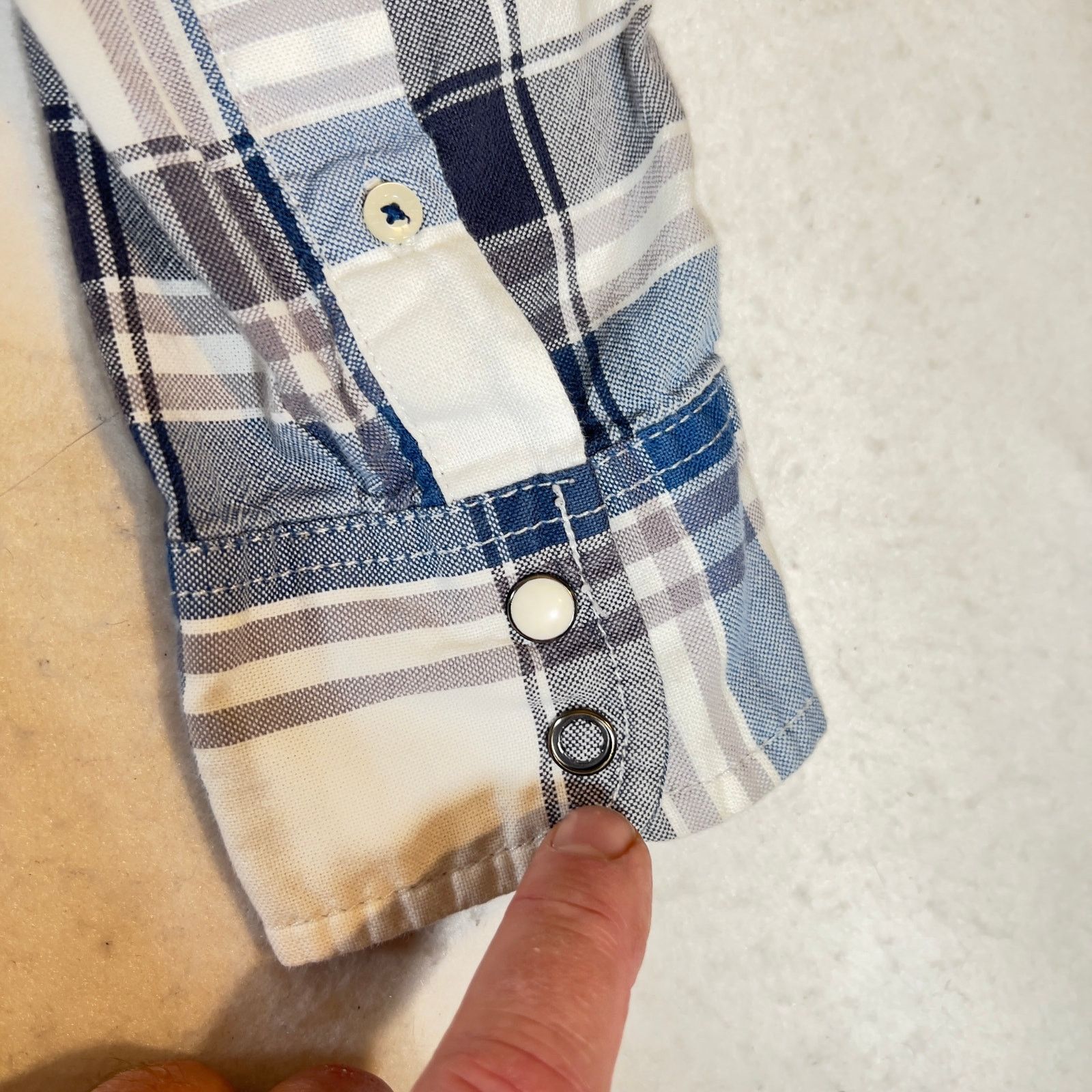 American Eagle Outfitters American Eagle Outfitters Button Shirt Men Med Pearl Snap Size US M / EU 48-50 / 2 - 4 Thumbnail