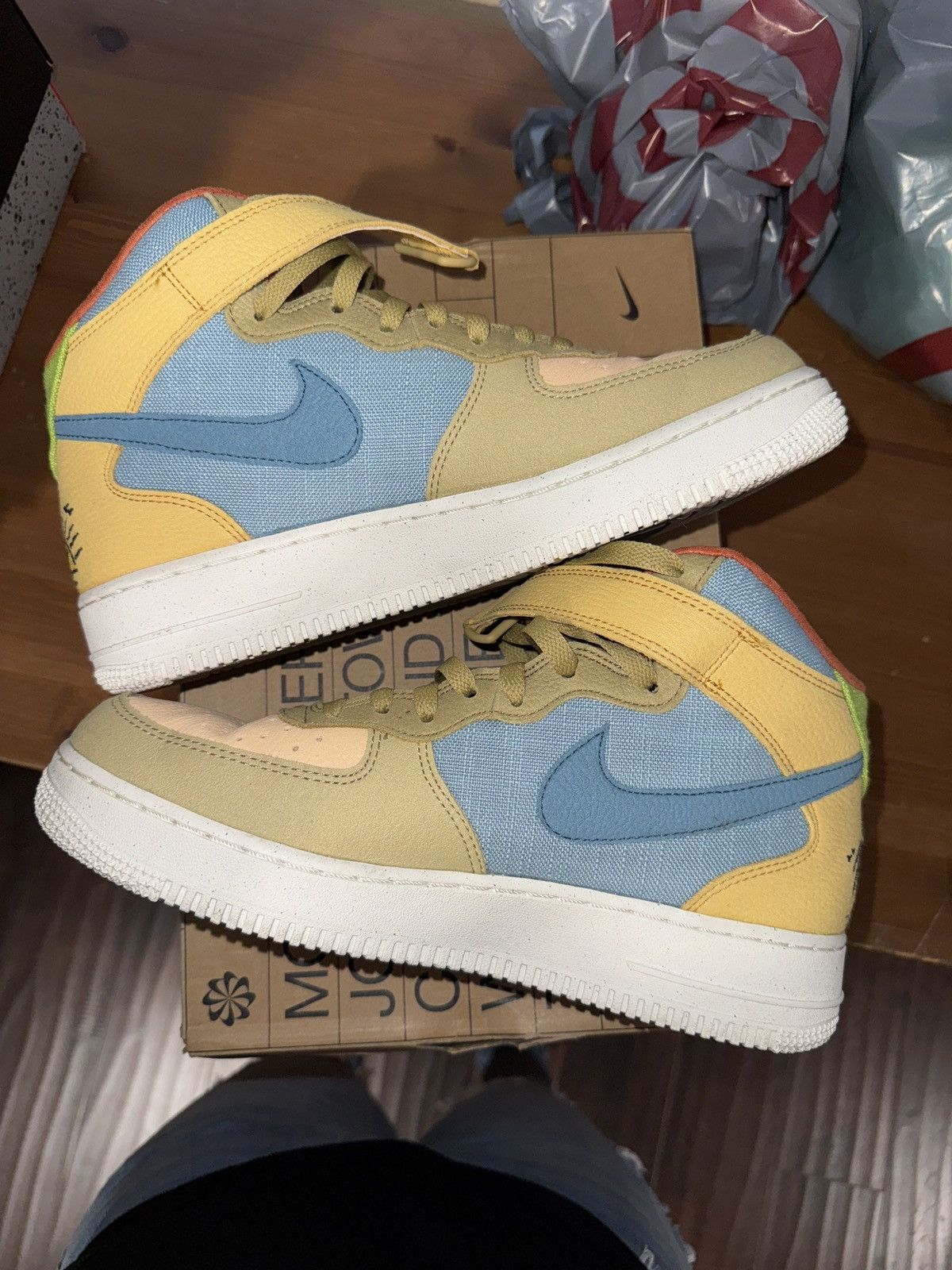 Nike Nike Air Force 1 Mid Sunclub - Gently Used - w/ Box Size US 8.5 / EU 41-42 - 2 Thumbnail