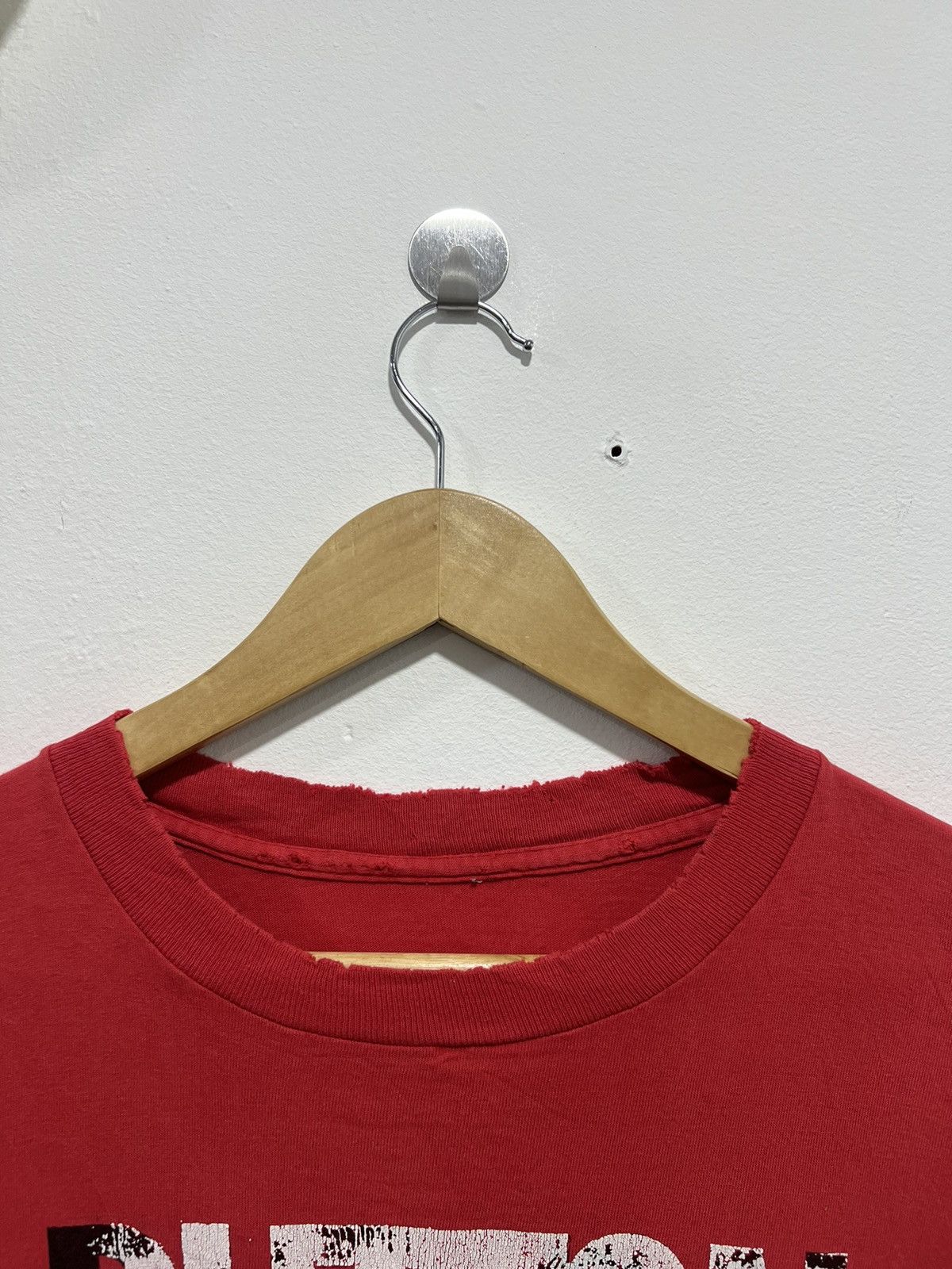 Levi's × Vintage Vintage 1991’ Levis ‘Button Your Fly’ Distressed Tshirt Size US XL / EU 56 / 4 - 7 Thumbnail