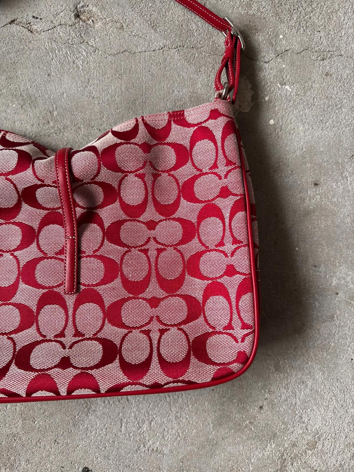 Coach Coach Hobo Signature Clip Canvas Handbag Red Size ONE SIZE - 7 Thumbnail