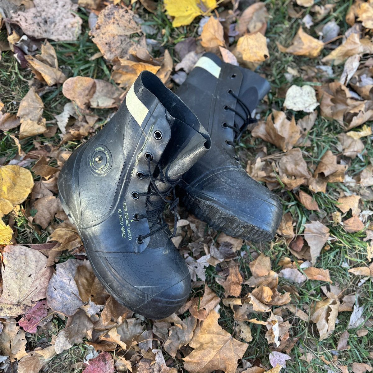 Vintage Vintage Military Bunny/Mickey Boots size 9R Size US 9 / EU 42 - 16 Thumbnail