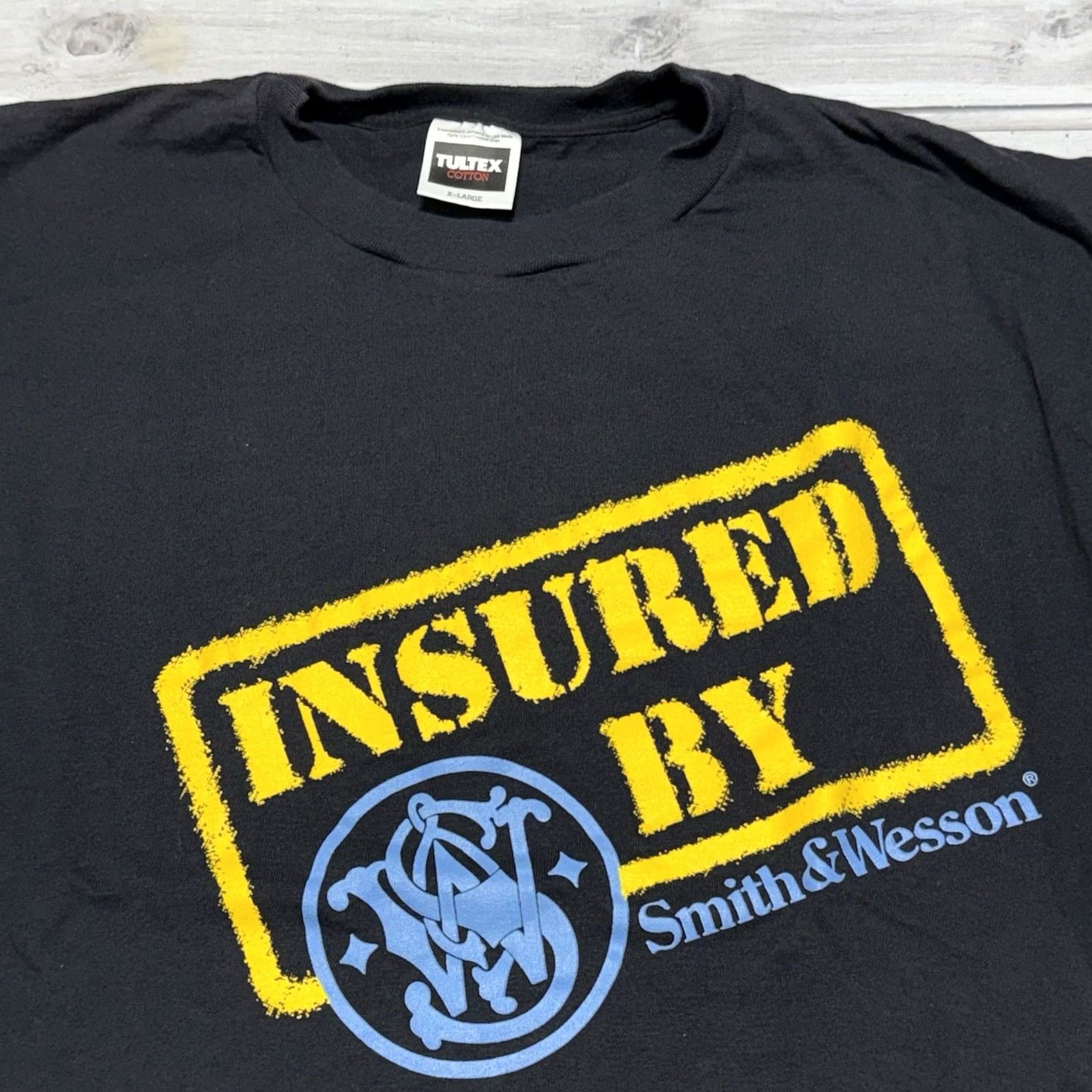 Tultex VINTAGE Smith & Wesson T-Shirt XL Black Crew Neck Short Sleeve Logo Single Stitch Men 1990s 80s 90s Retro Punk Grunge Rock Firearms Guns Size US XL / EU 56 / 4 - 2 Thumbnail