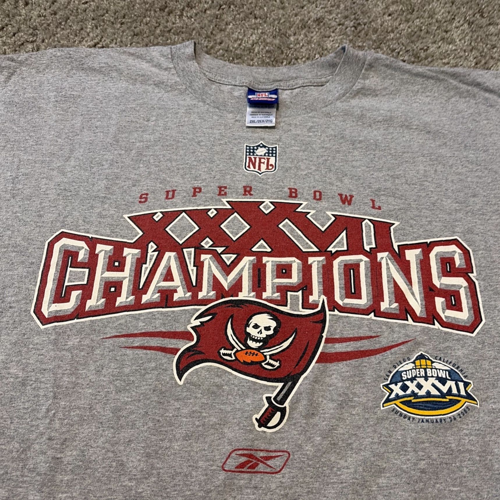 Reebok VINTAGE Tampa Bay Buccaneers Super Bowl XXXVII Champs 2003 NFL T-Shirt 2XL Reebok Mens Gray Size US XXL / EU 58 / 5 - 3 Thumbnail