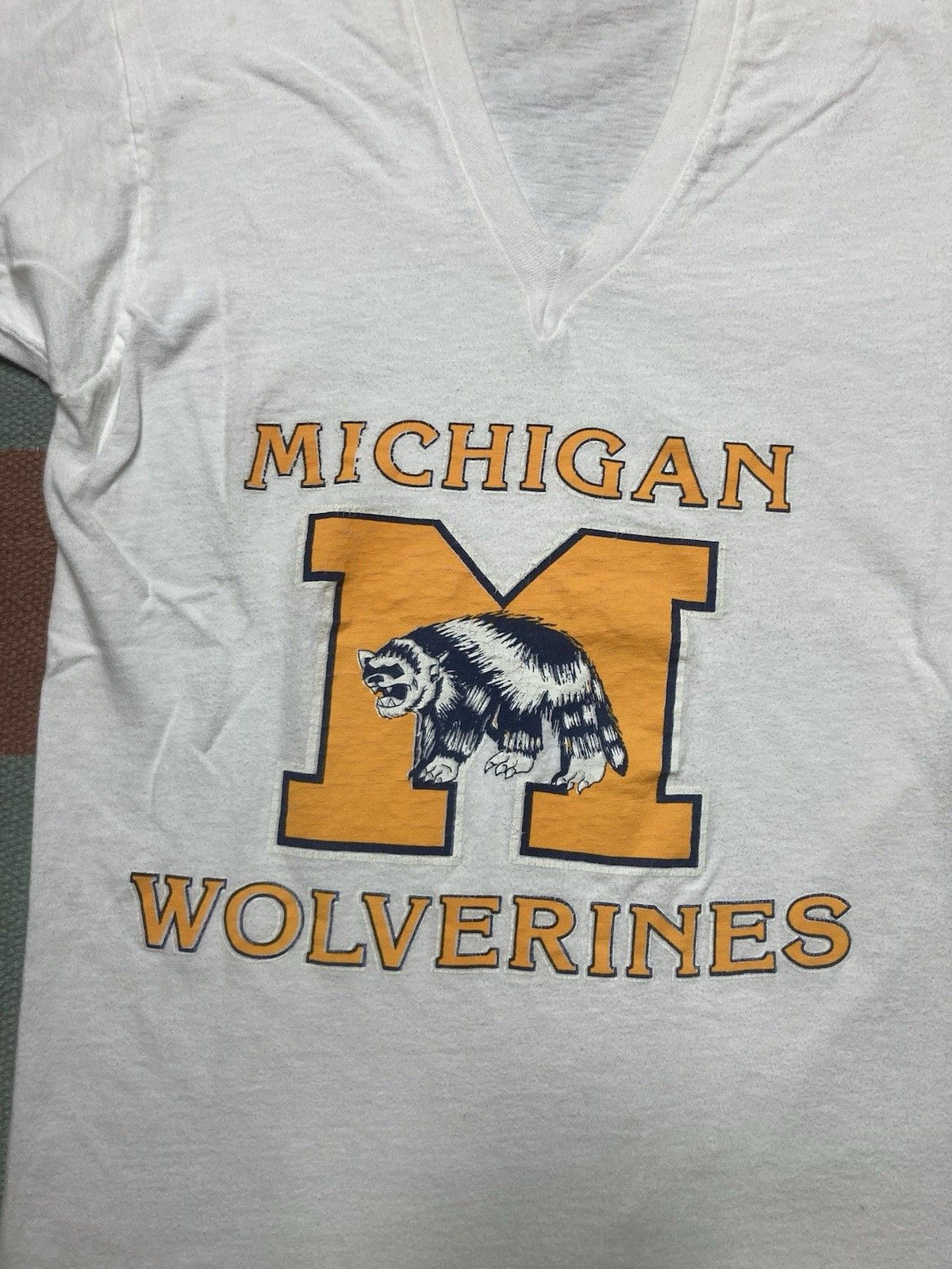 Fruit Of The Loom × Vintage 70s 80s t shirt v neck university of Michigan wolverines L Size US L / EU 52-54 / 3 - 2 Thumbnail