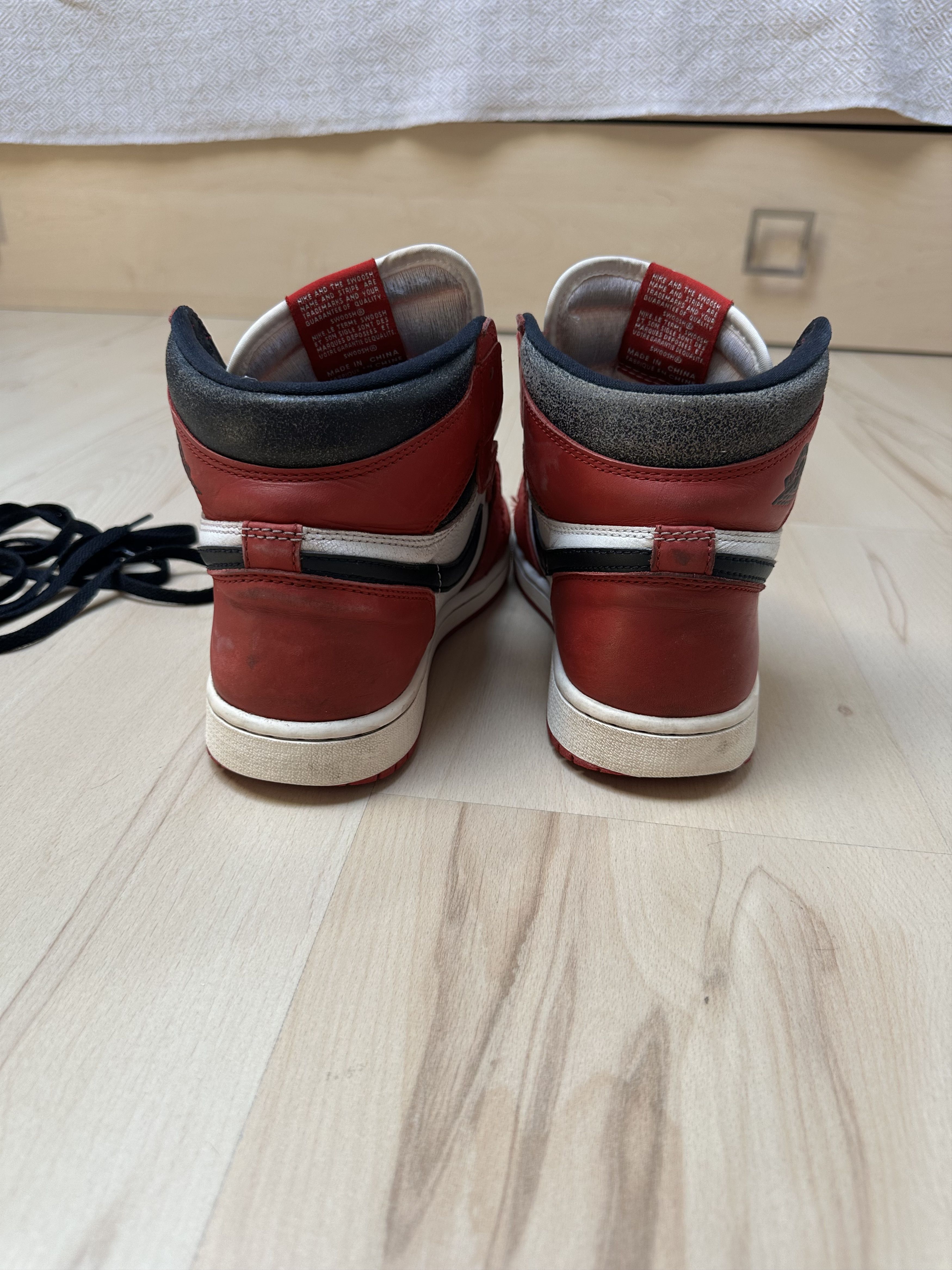 Jordan Brand Nike Air Jordan 1 Retro High OG Lost and Found Chicago EU 40 Size US 7 / EU 40 - 7 Thumbnail