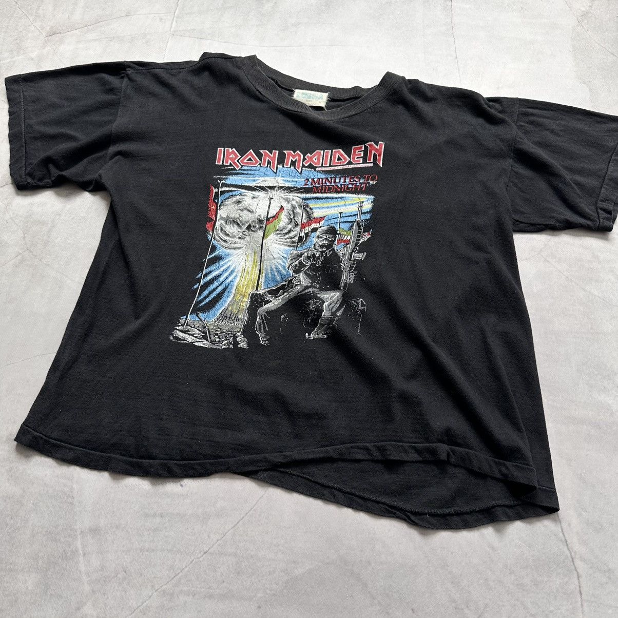 Iron Maiden Vintage 80s Iron Maiden T Shirt Minutes To Midnight Bootleg Size US M / EU 48-50 / 2 - 10 Thumbnail