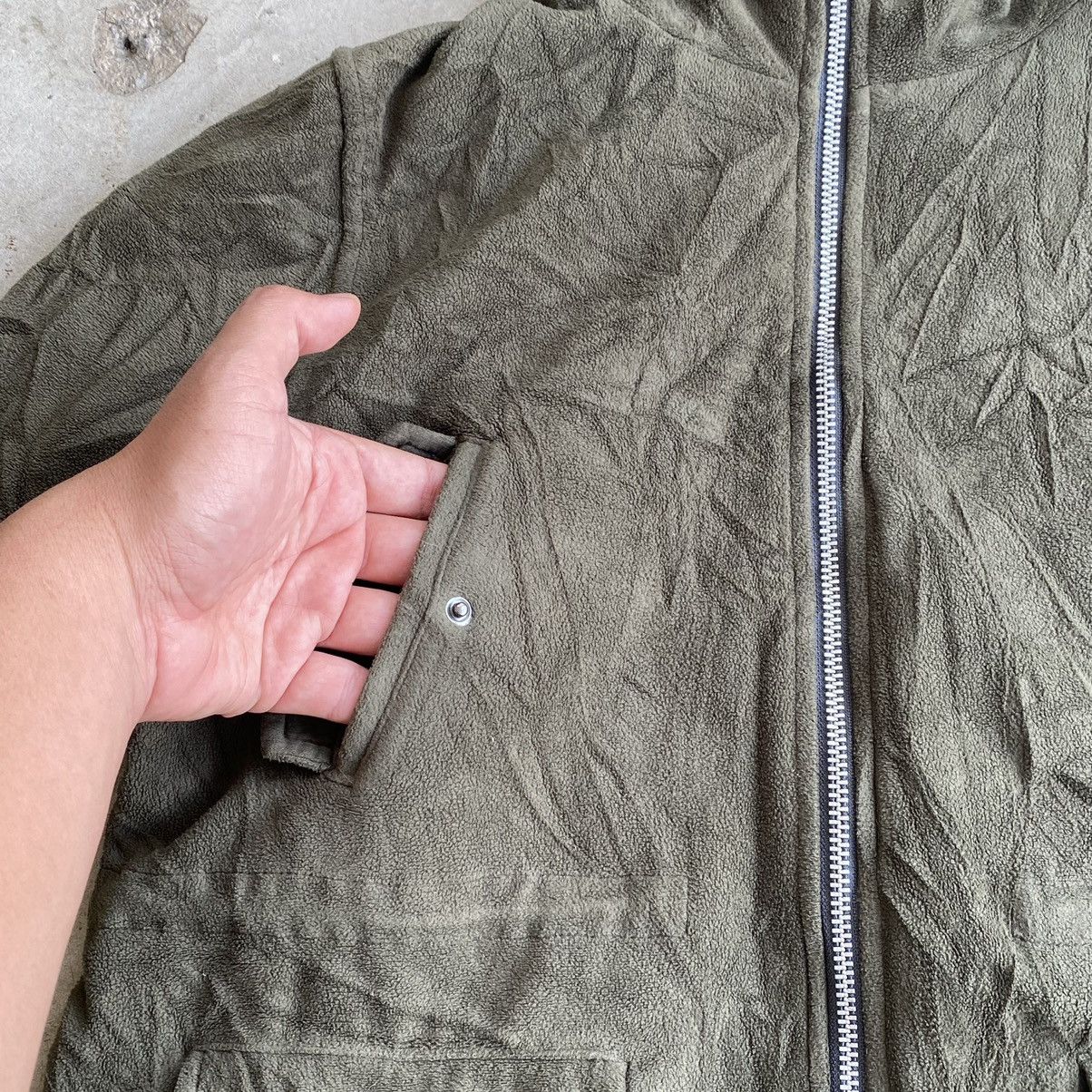 Jun Takahashi 🔥FINAL DROP🔥Undercover X Uniqlo Half Fur Fleece Sleeve Size US S / EU 44-46 / 1 - 7 Thumbnail