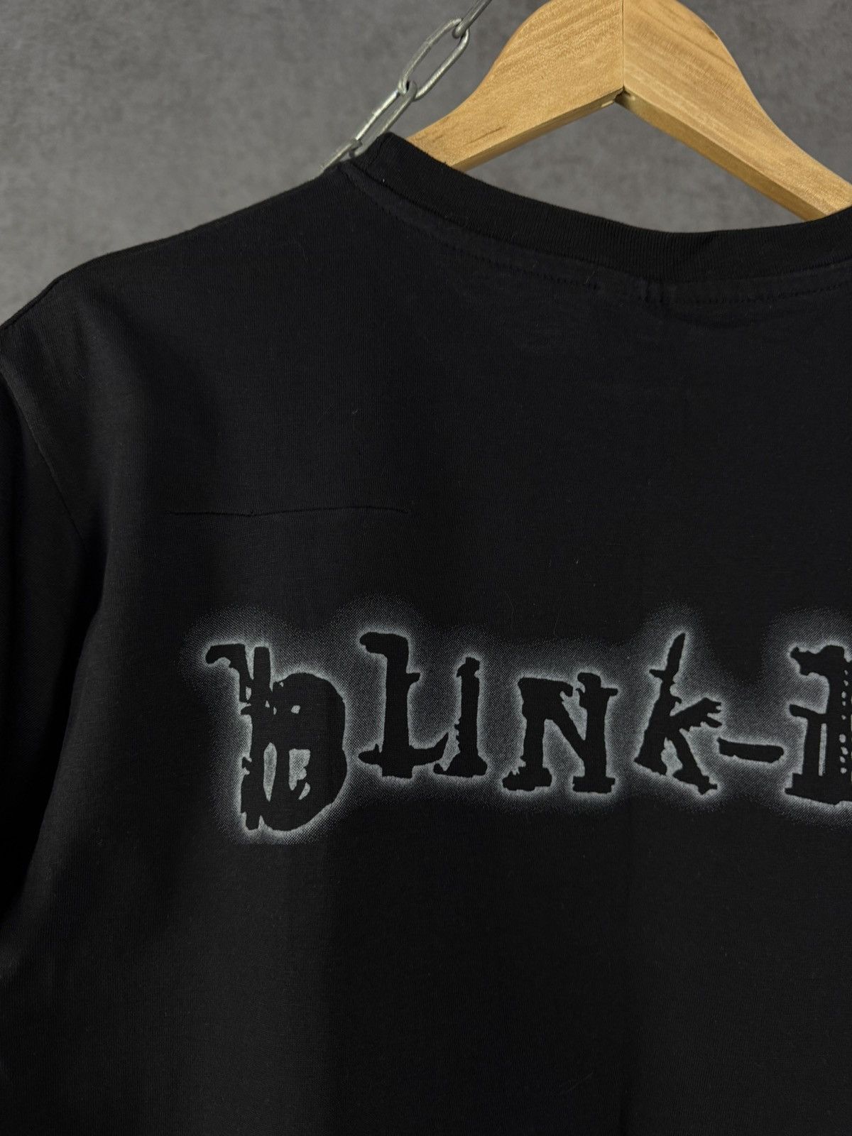 Band Tees Blink 182 rock band tee Size US M / EU 48-50 / 2 - 6 Thumbnail