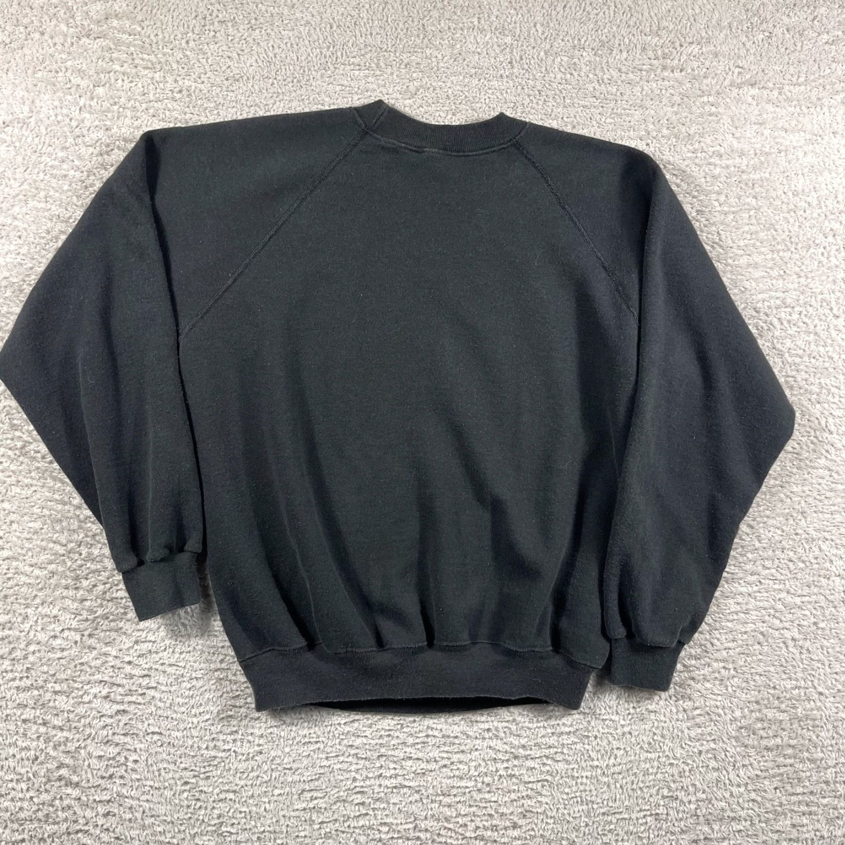 Hanes VINTAGE Marshall Tigers Crewneck Sweatshirt Hanes Adult Large Black Football 80s 90s USA Mens Sweatshirt Crew Neck Long Sleeve Pullover Size US L / EU 52-54 / 3 - 2 Thumbnail