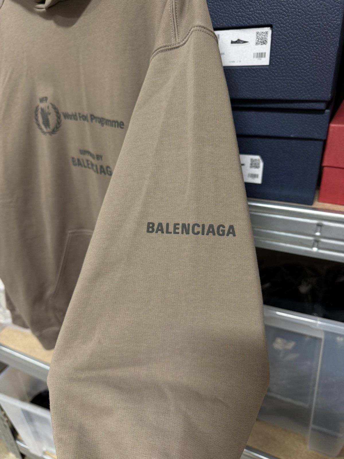 Balenciaga Balenciaga WFP Logo Hoodie NEW Size US M / EU 48-50 / 2 - 2 Thumbnail