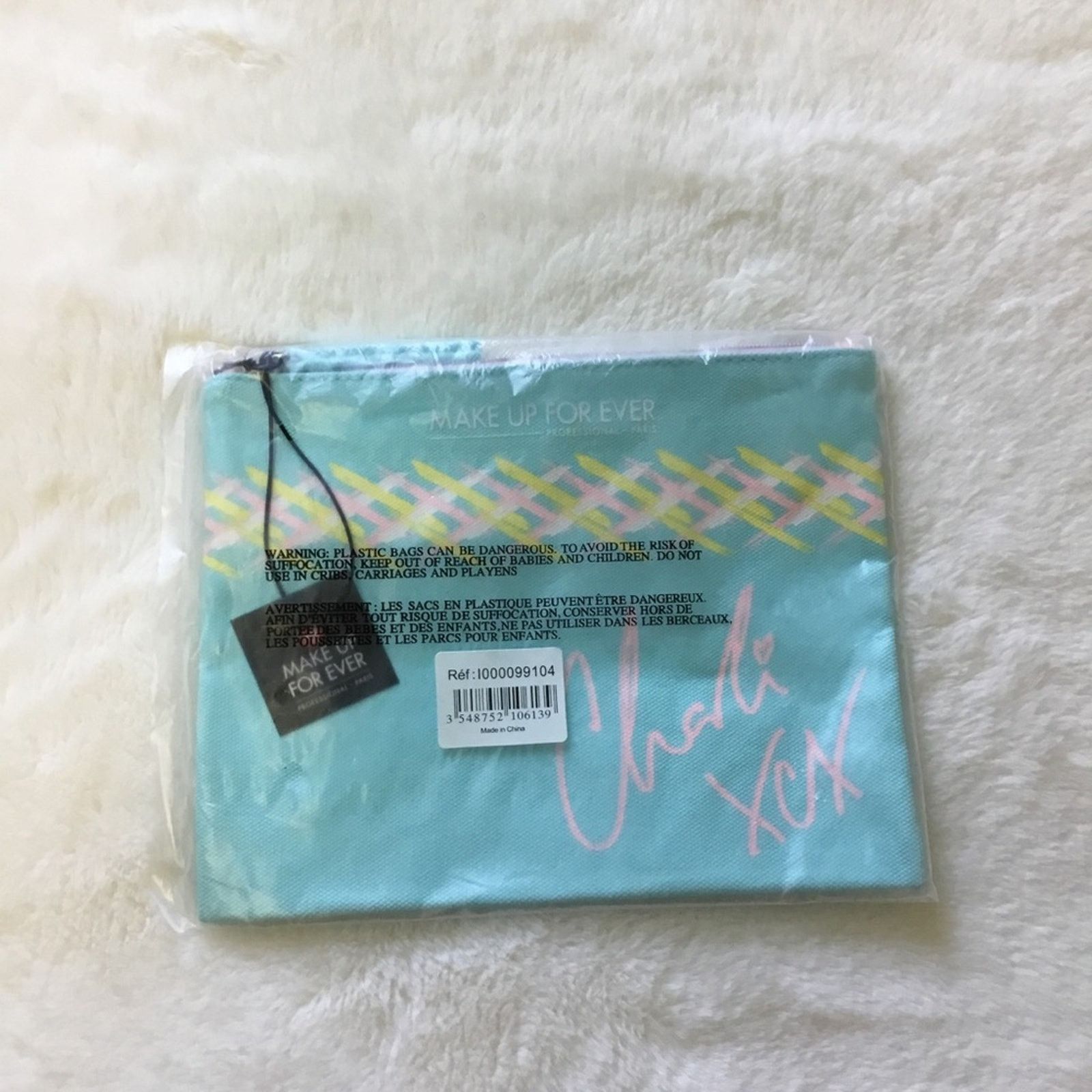 Other Makeup Forever Teal Makeup Bag Size ONE SIZE - 1 Thumbnail