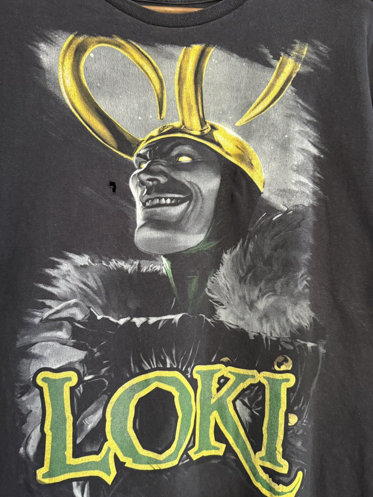 Marvel Comics Thrashed Marvel Comics Loki Faded Tee Size US XXL / EU 58 / 5 - 2 Thumbnail