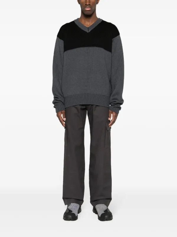 GR10K GR10K two-tone design V-neck jumper Wool Medium Black Grey Size US M / EU 48-50 / 2 - 2 Thumbnail