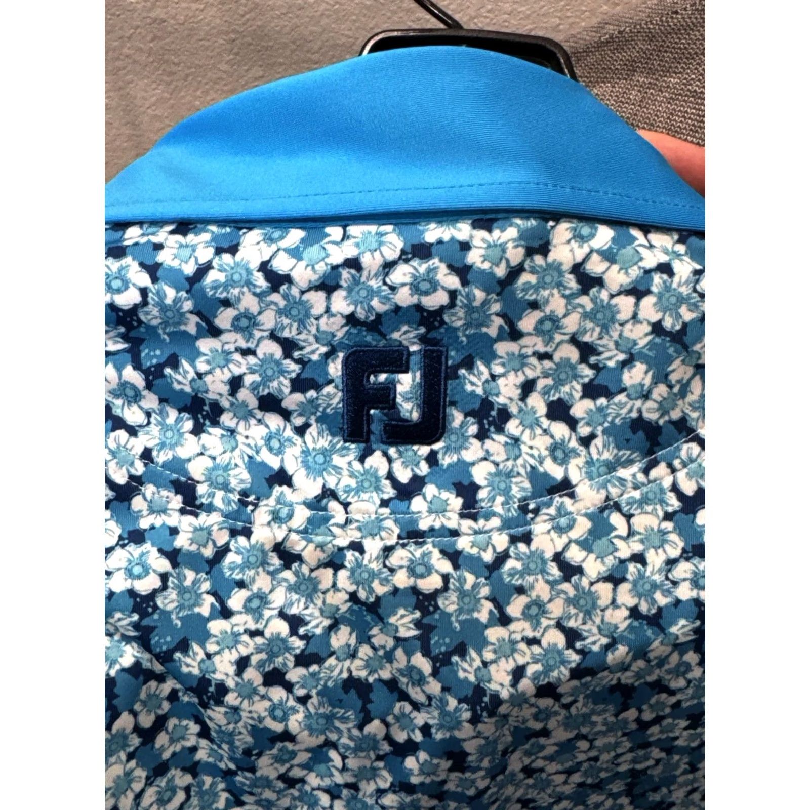Footjoy Footjoy Polo Shirt Men Medium M Bright Blue Floral 1946 Golf POLO SHIRT Multicolor, 1946 Theme, Casual Colorful Footjoy Mens Polo Shirt Size US M / EU 48-50 / 2 - 7 Thumbnail