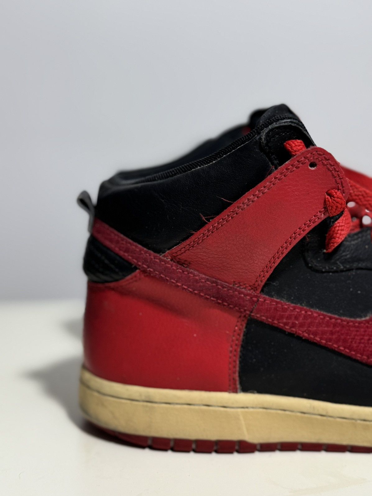 Nike 2012 Nike Dunk High J-Pack Bred Size 9.5 US Size US 9.5 / EU 42-43 - 2 Thumbnail