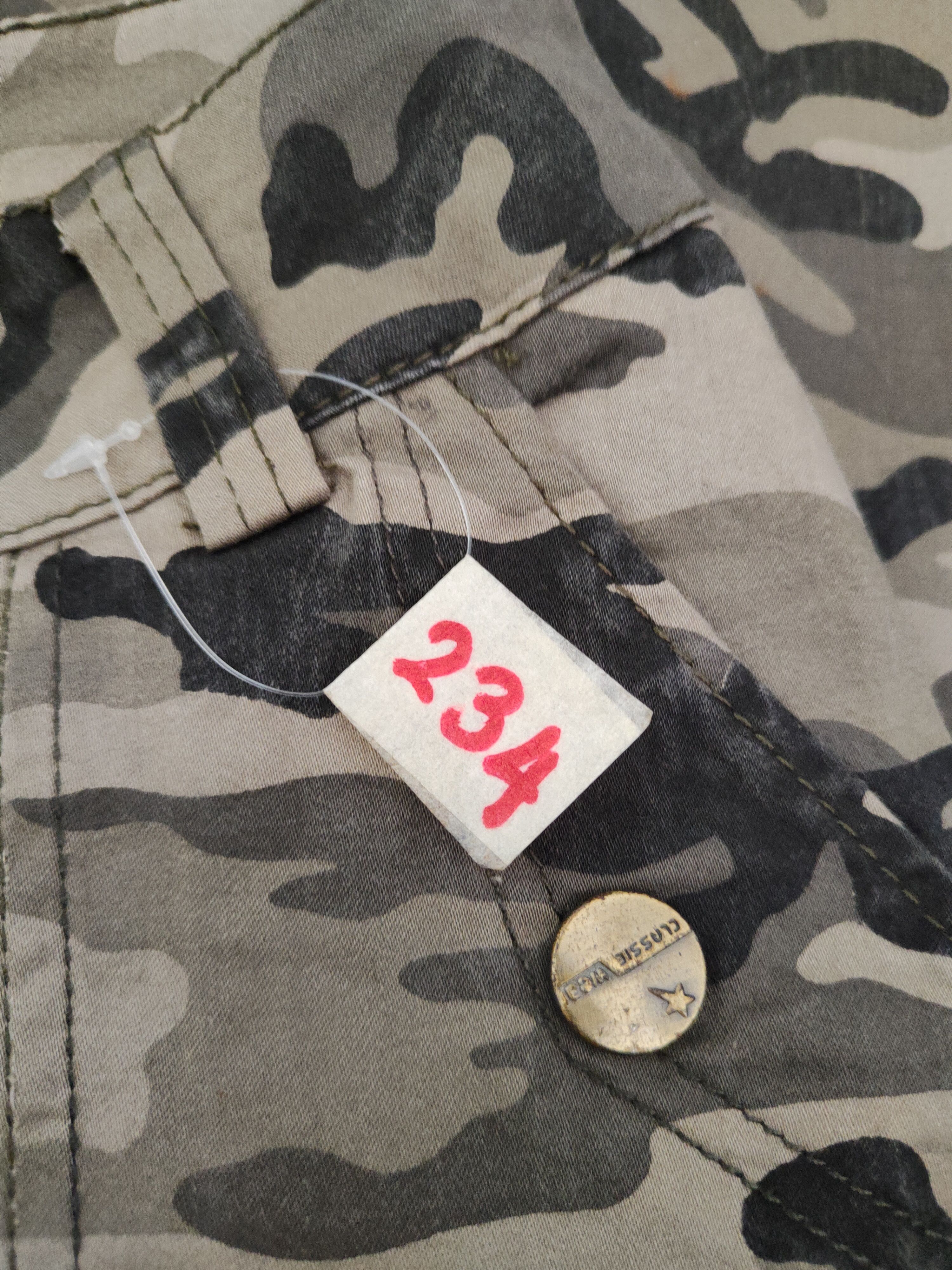 Japanese Brand DLL Japanese Brand Camouflage Multipocket Cargo Pants #234 Size 26" / US 2 / IT 38 - 15 Thumbnail