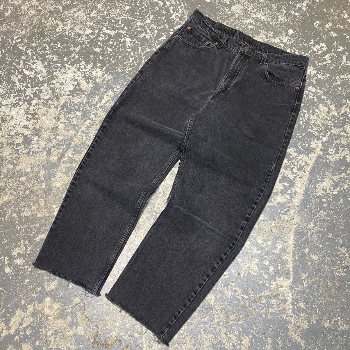 Levi's × Vintage Vintage Levi’s 550 Relaxed Fit Black Denim Jeans USA 90s Size US 34 / EU 50 - 5 Thumbnail