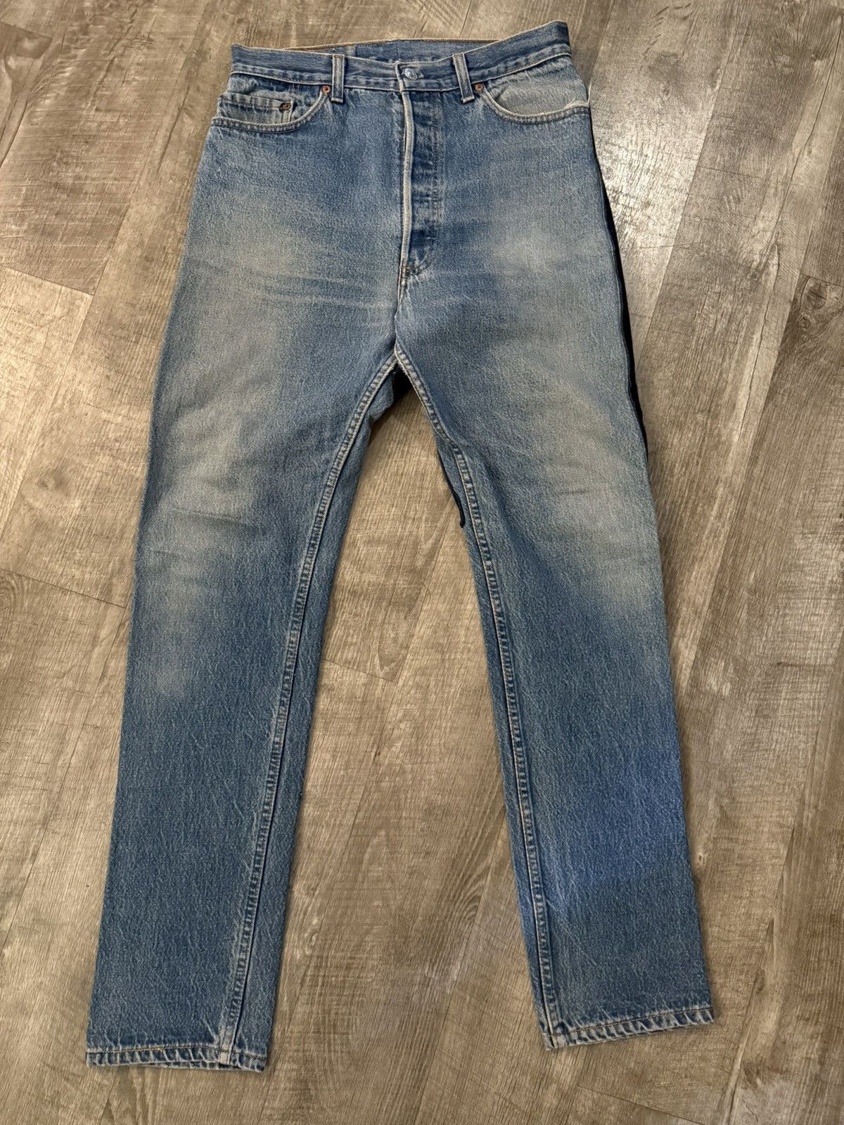 Levi's Vintage Clothing Levi’s 501 Two-Tone Reconstructed Patchwork Denim (USA) - 31 Size US 31 - 6 Thumbnail