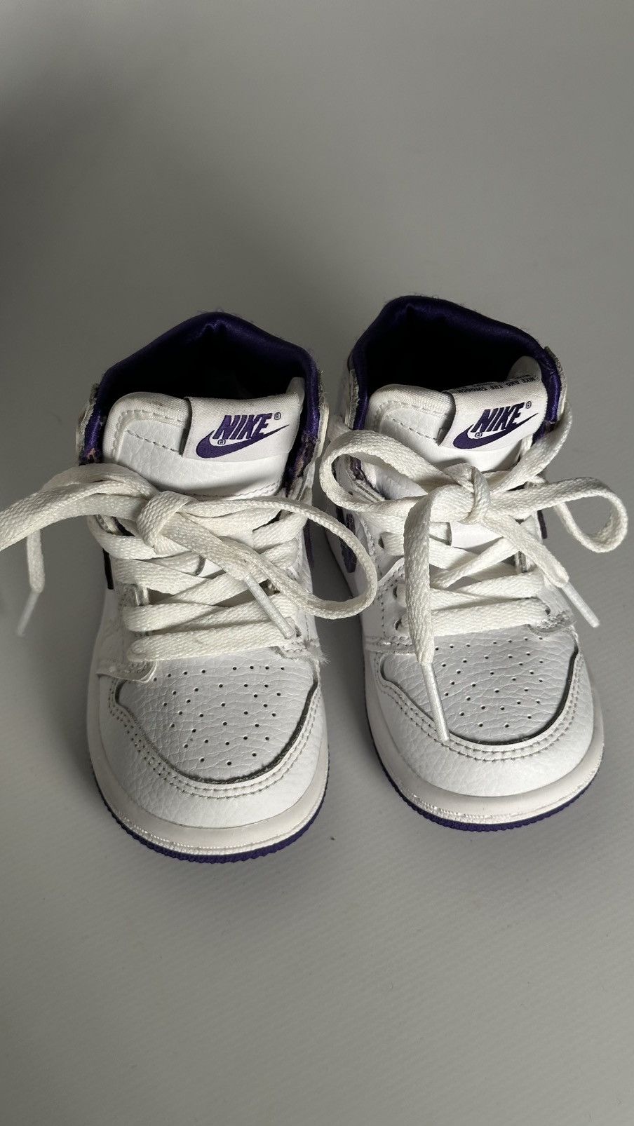 Nike Nike Air Jordan 1 Retro High OG TD 'Court Purple kids 5 size Size US 5 / EU 37 - 7 Thumbnail
