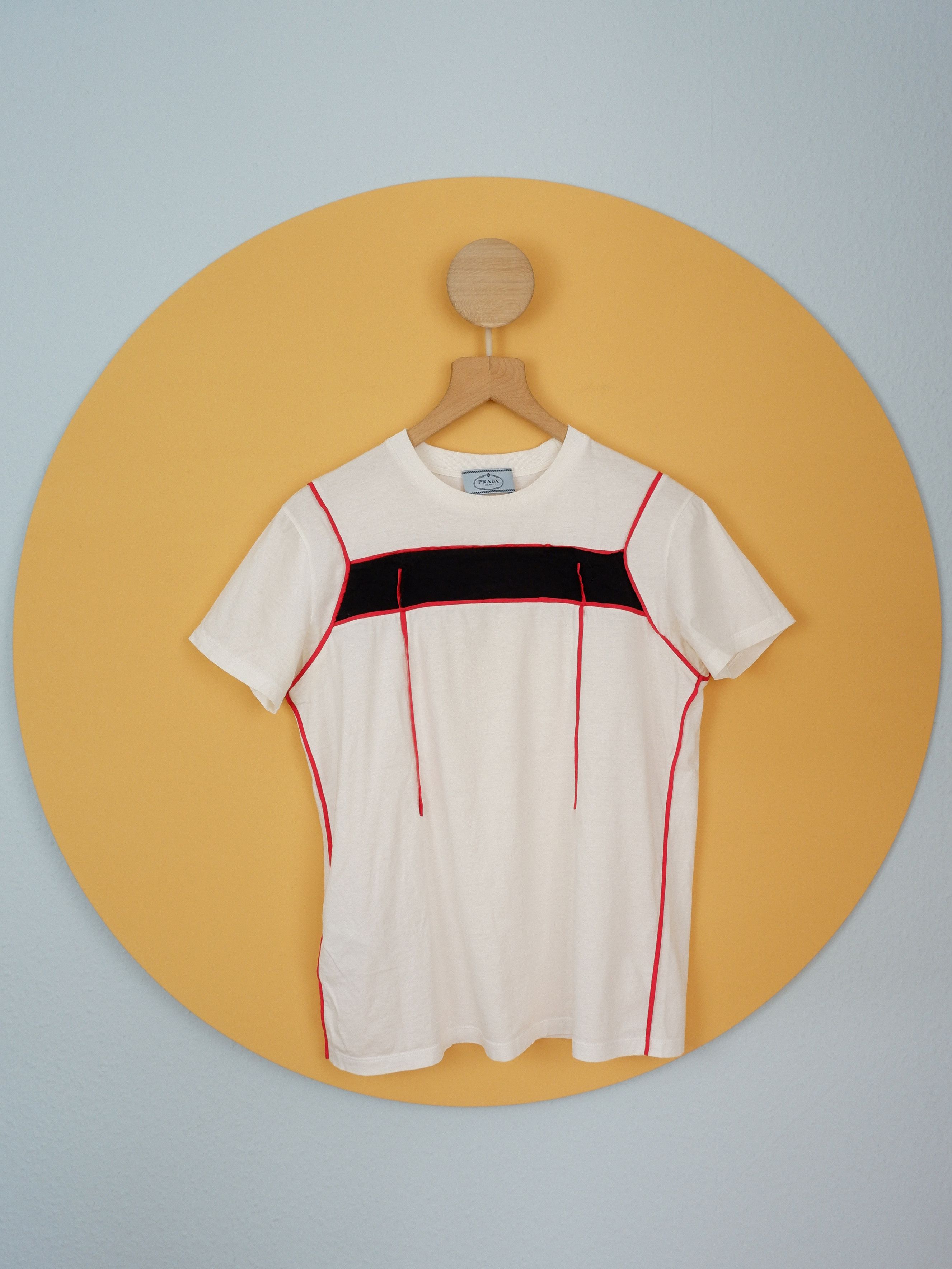 Prada Last drop! Prada t-shirt with silk red piping SS16 Size US S / EU 44-46 / 1 - 1 Thumbnail