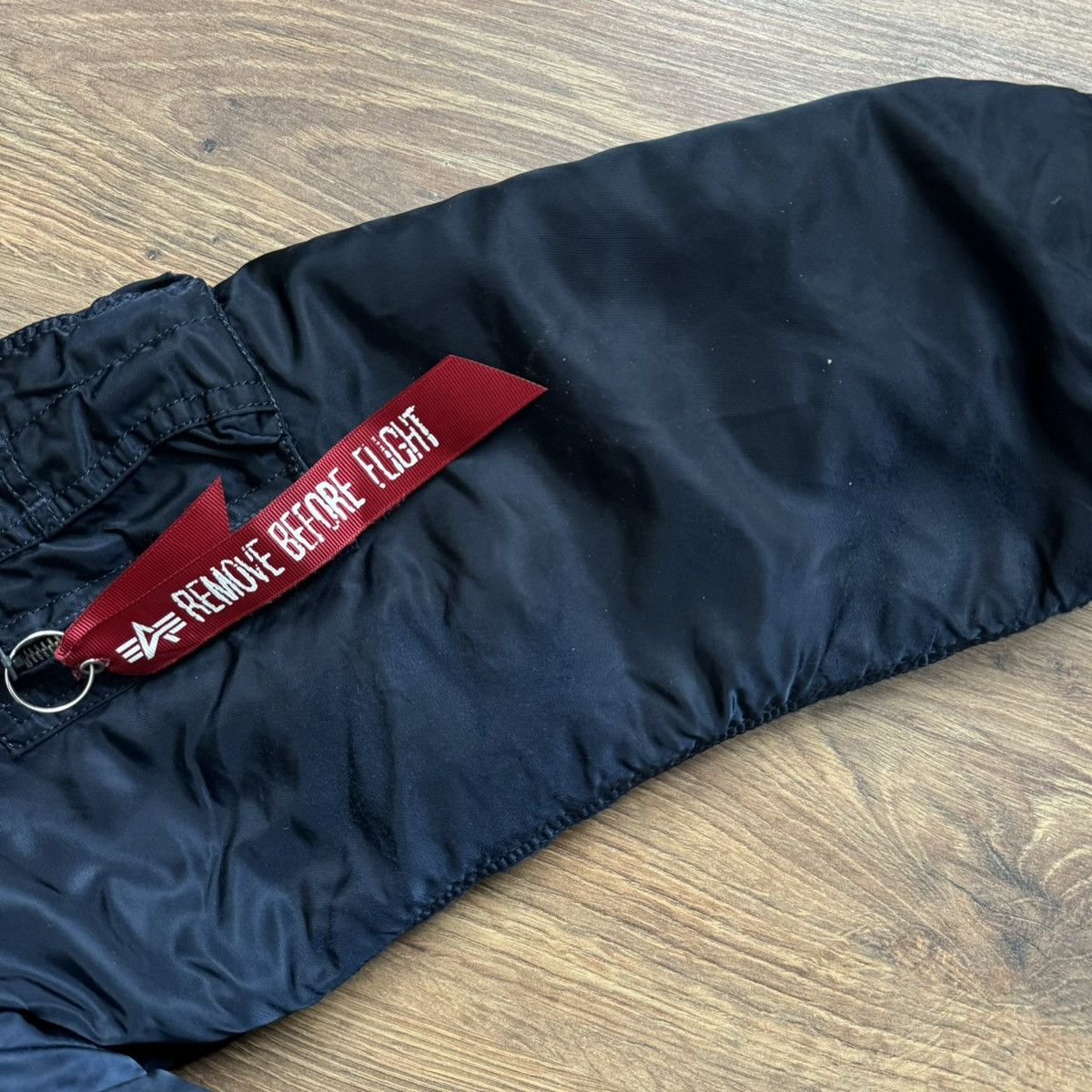 Alpha Industries Alpha industries CWU-45/P Hooded Bomber Flying Pilot Jacket Size US M / EU 48-50 / 2 - 4 Thumbnail