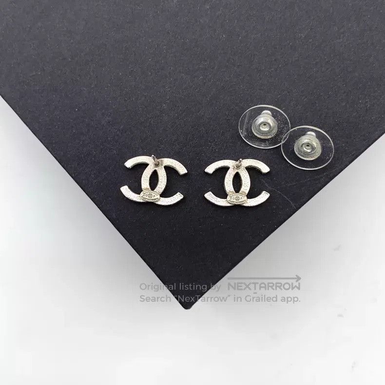 Chanel Chanel Gold double C diamond stud earrings Size ONE SIZE - 4 Thumbnail