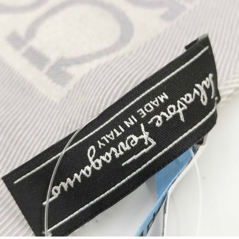 Salvatore Ferragamo Salvatore Ferragamo Gancini Large Stole Scarf – Gray/Ivory Size ONE SIZE - 4 Thumbnail