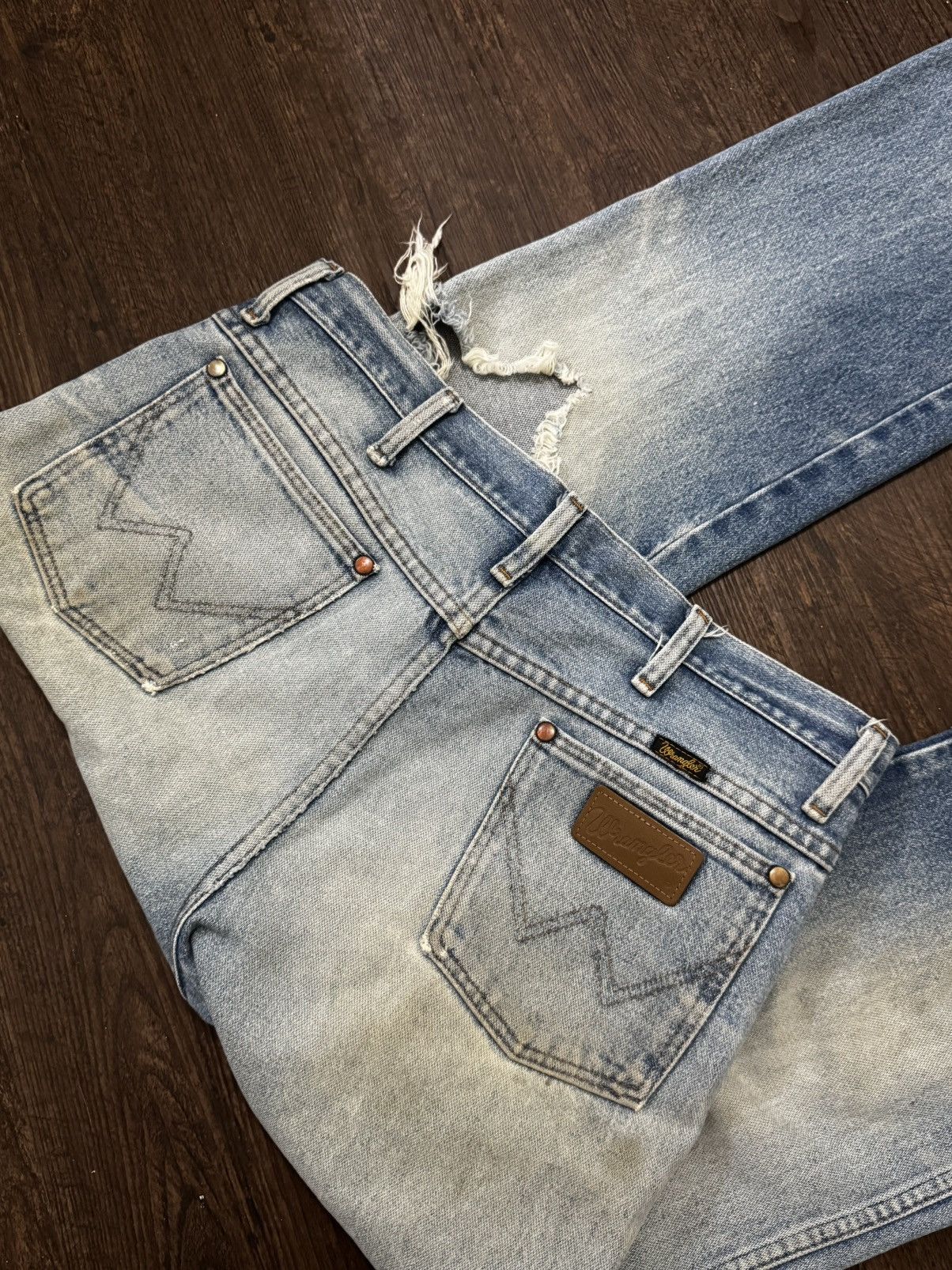 Wrangler Ripped STUD Denim Jeans Size US 32 / EU 48 - 4 Thumbnail