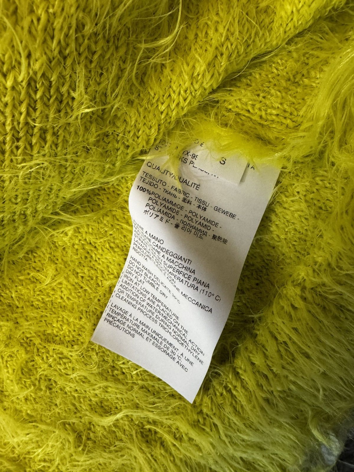 1017 ALYX 9SM 1017 Alyx 9sm fuzzy sweater neon Size US S / EU 44-46 / 1 - 4 Thumbnail