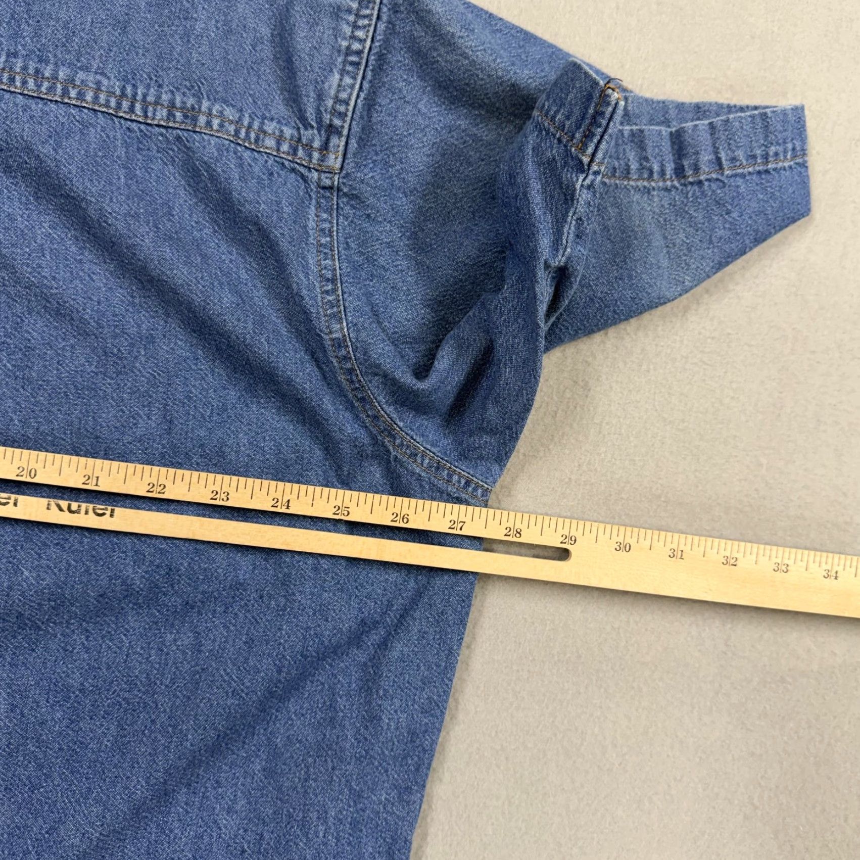 Vintage Three Rivers Shirt Mens XL Blue Denim Coppertone Embroidered Button Short Sleeve Size US XL / EU 56 / 4 - 5 Thumbnail