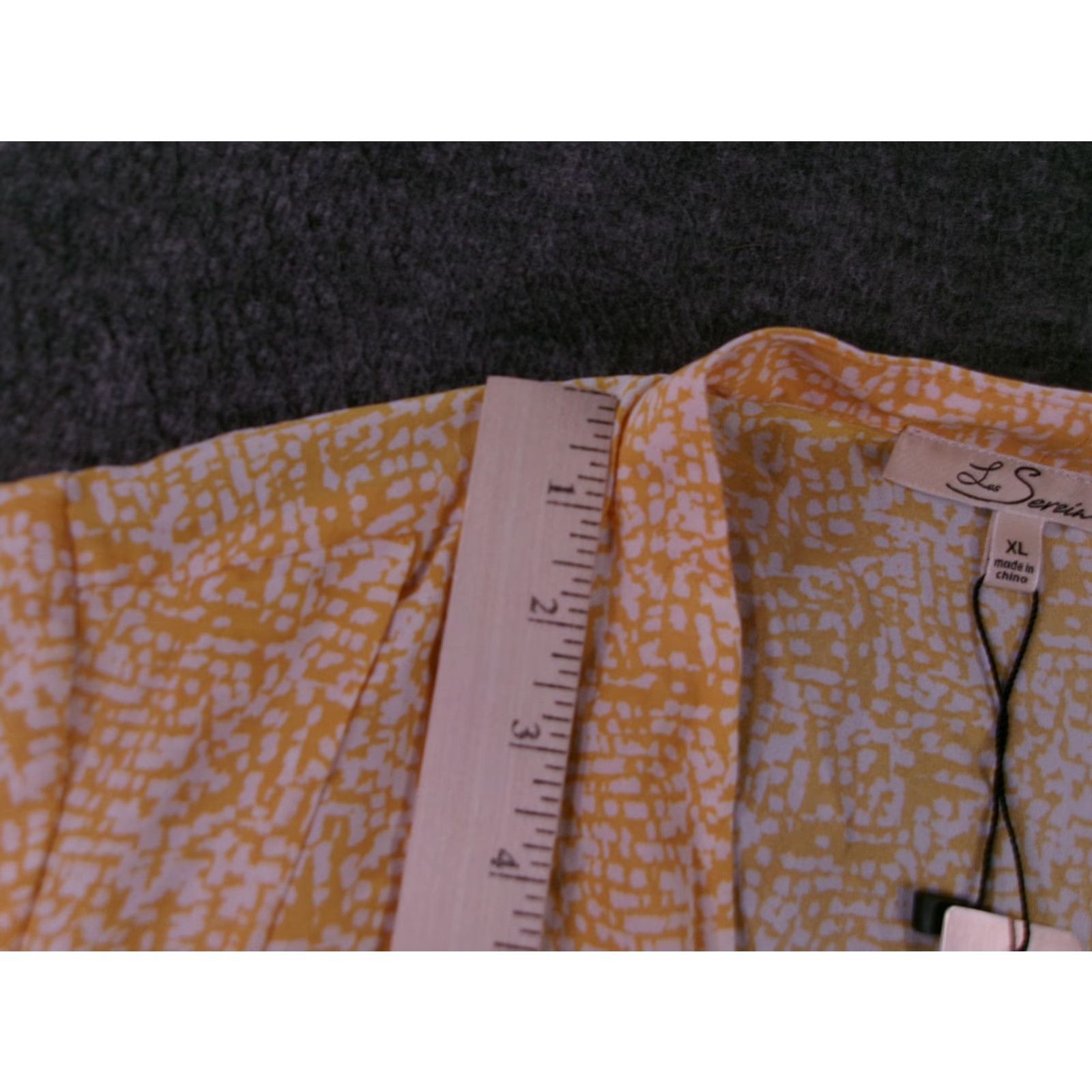 Vintage Les Serein Blouse Womens XL Yellow Surplice Wrap Front Cap Sleeve Polyester Abstract Print V-Neck Pullover Draped Wrap Casual Size XL / US 12-14 / IT 48-50 - 4 Thumbnail