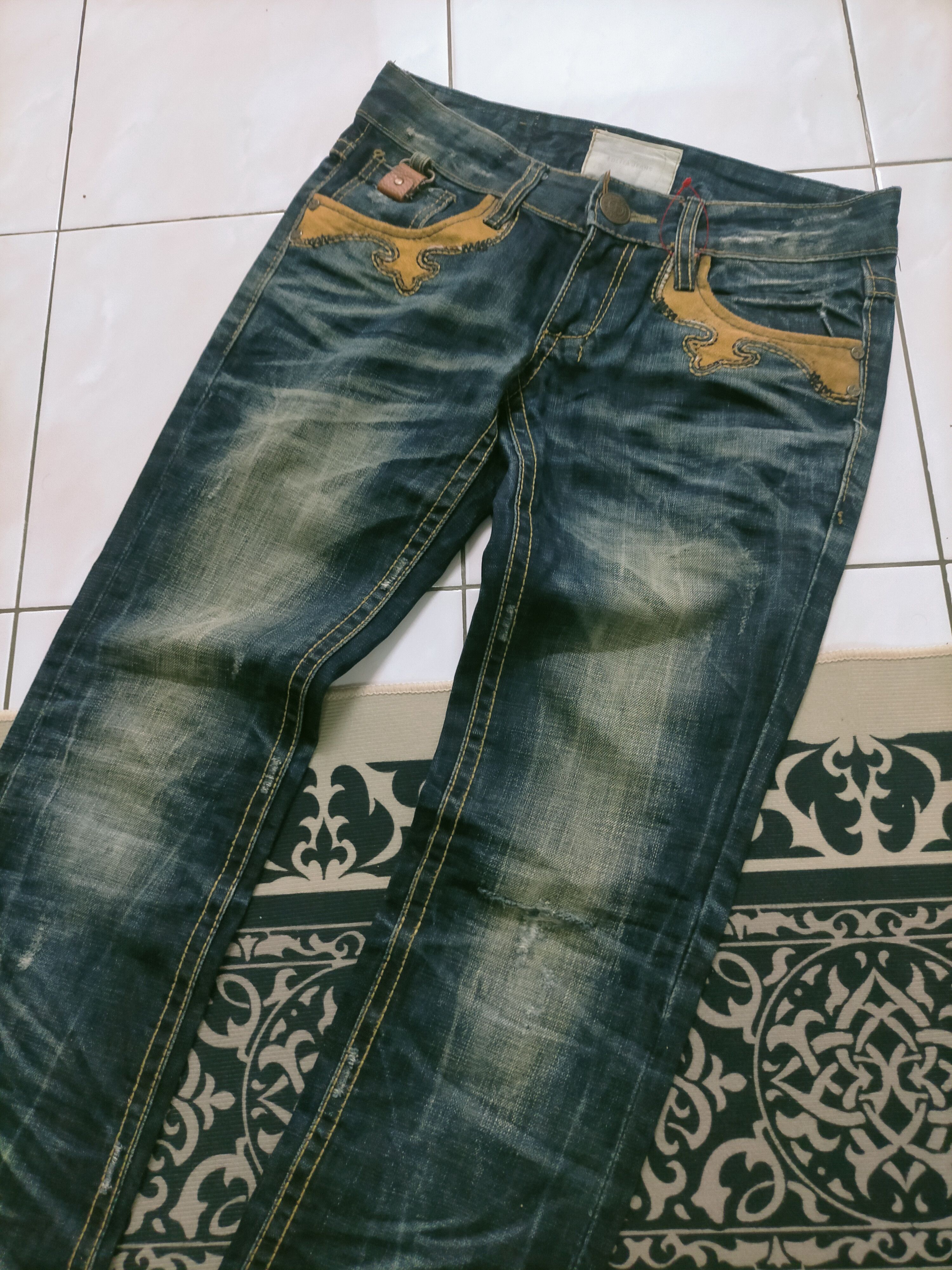Tornado Mart 🔥 Lolita Distressed Mudwash Jeans Size US 29 - 6 Thumbnail