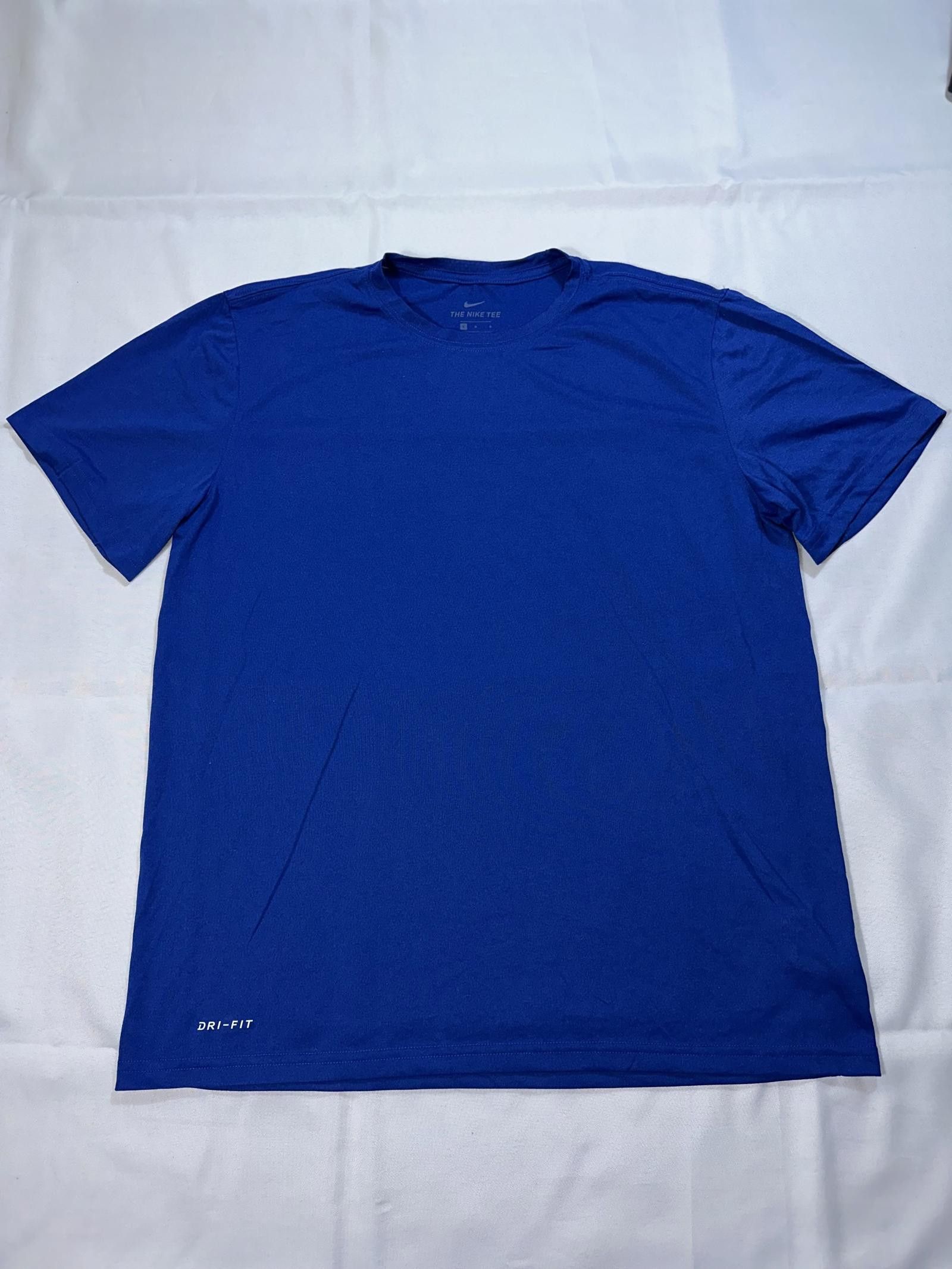Nike Nike Dri-Fit Legend Icon Futura Plain Crew Neck Shirt Size US L / EU 52-54 / 3 - 1 Thumbnail