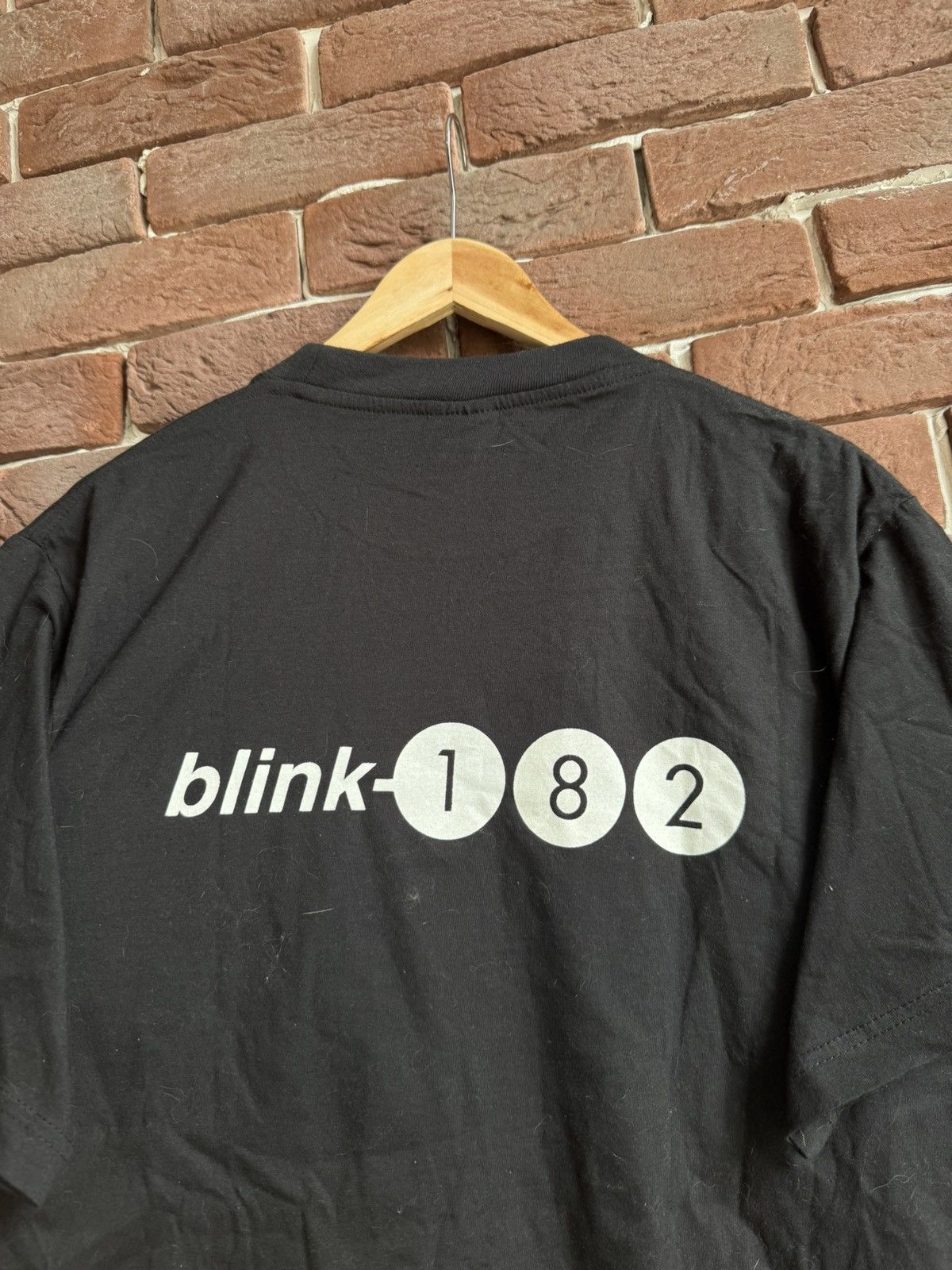 Band Tees Rare Vintage 00s Blink 182 Rock Band Tshirt L black Size US L / EU 52-54 / 3 - 5 Thumbnail