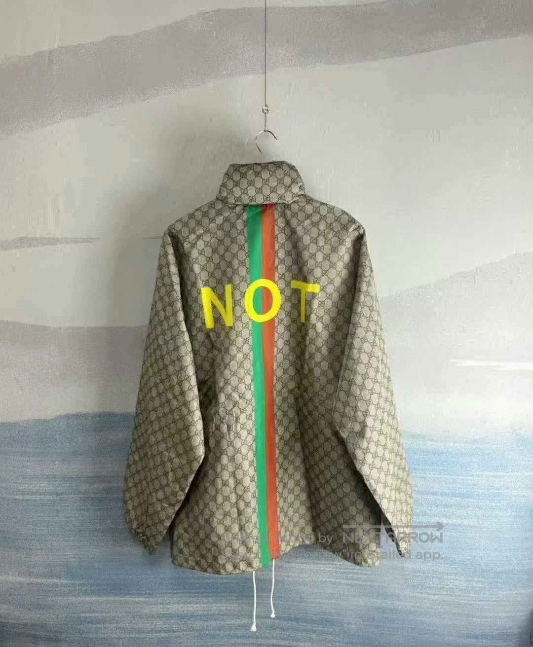 Gucci gucci red green striped rain jacket size 48. Size US L / EU 52-54 / 3 - 3 Thumbnail
