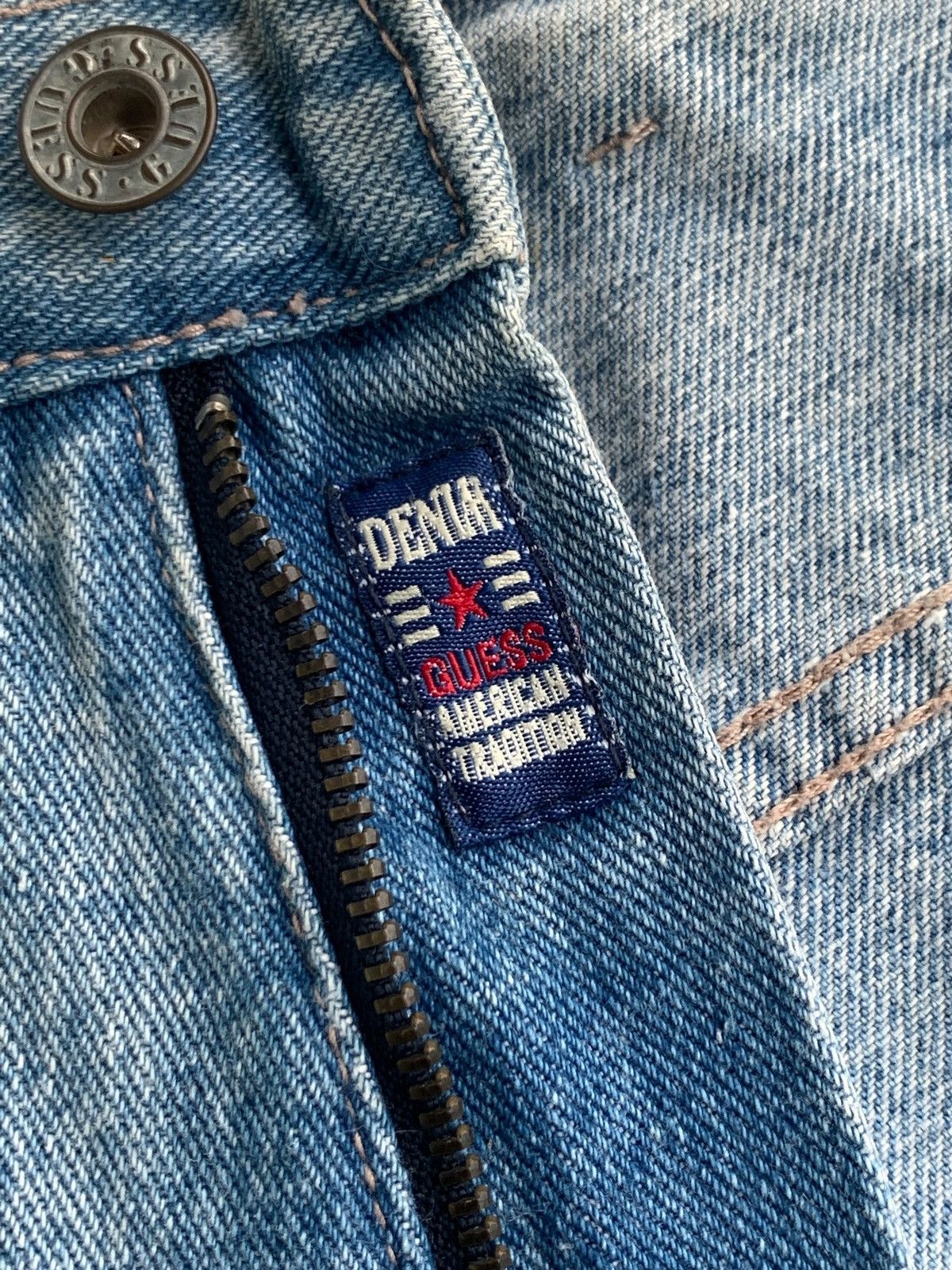 Guess × Japanese Brand × Vintage American Guess Light Blue Baggy Distressed Jeans Size US 34 / EU 50 - 5 Thumbnail