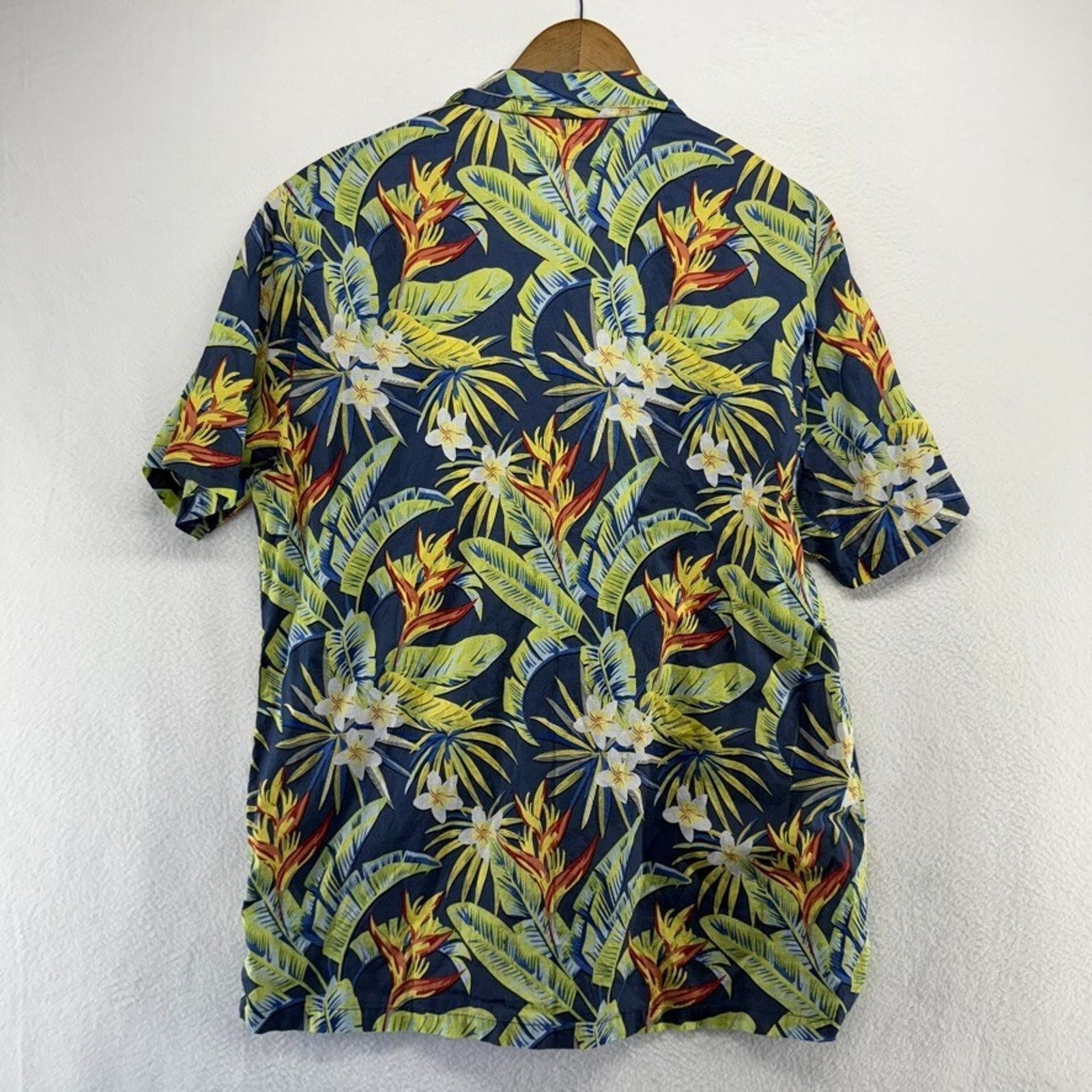 Onia Onia Hawaiian Shirt Men's Large Blue Green Floral Size US L / EU 52-54 / 3 - 5 Thumbnail