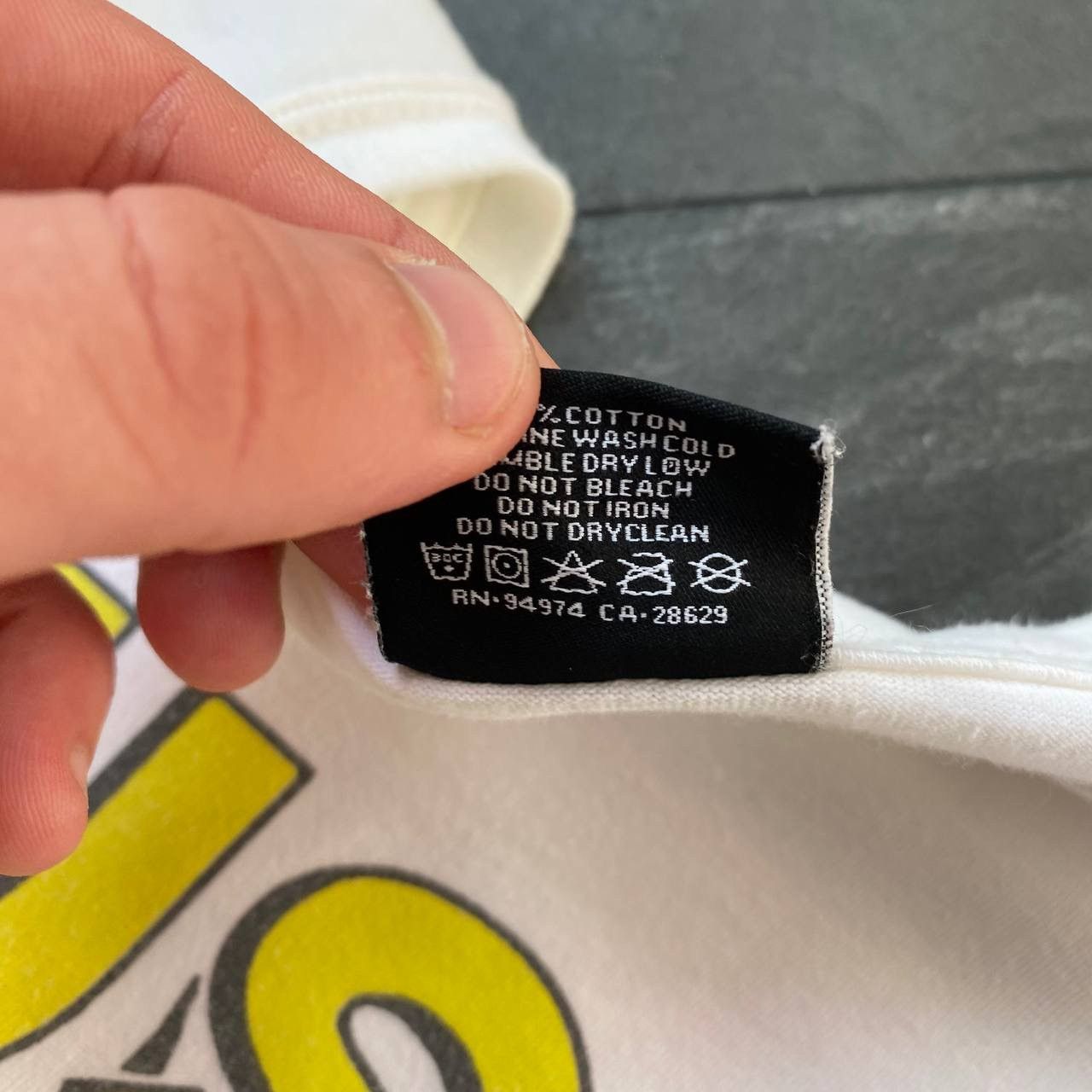Streetwear × Stussy × Vintage Rare stussy big logo tee shirt Beach California Size US S / EU 44-46 / 1 - 5 Thumbnail