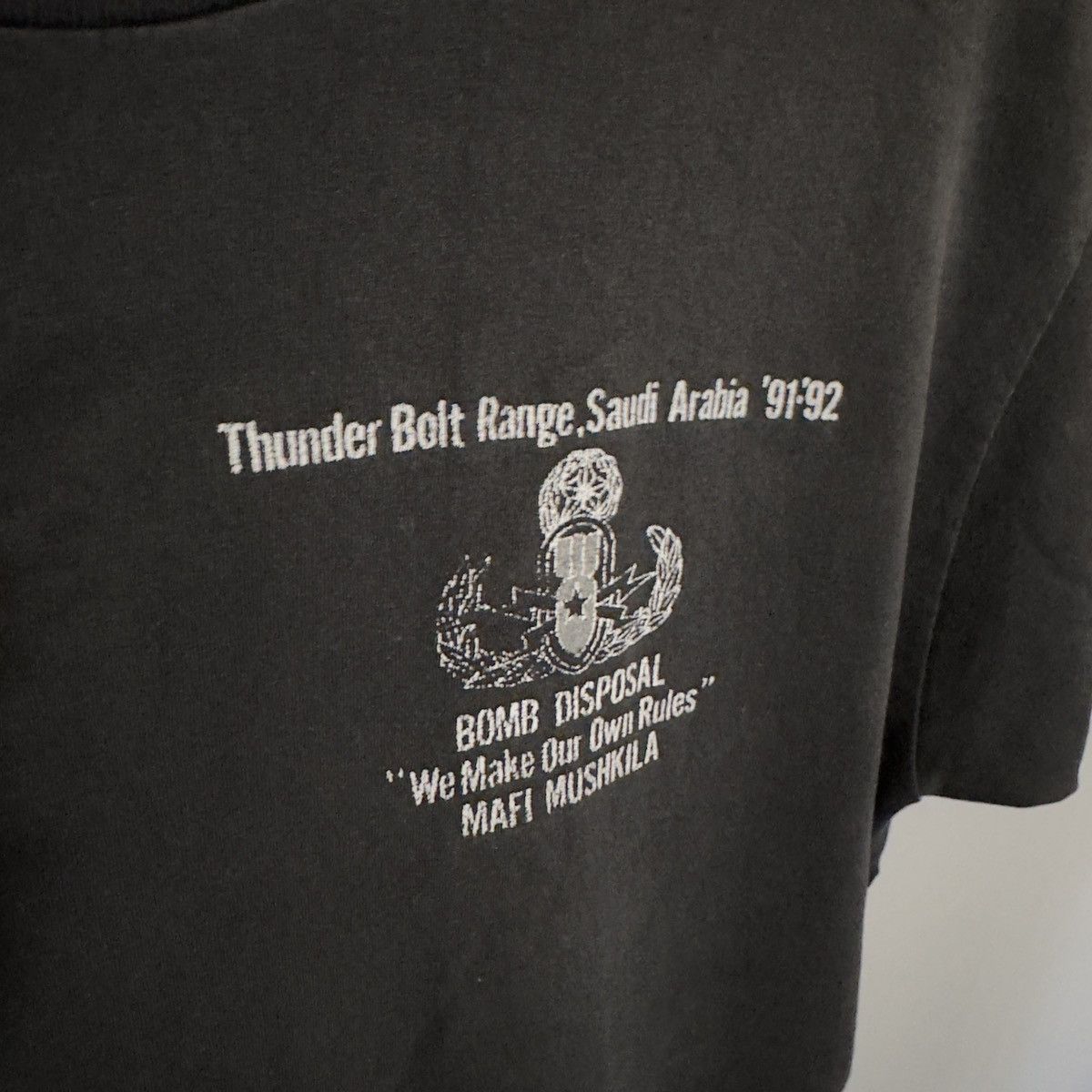 Other Vintage 90s Gulf War EOD Bomb Disposal Tee XL USA Size US XL / EU 56 / 4 - 3 Thumbnail