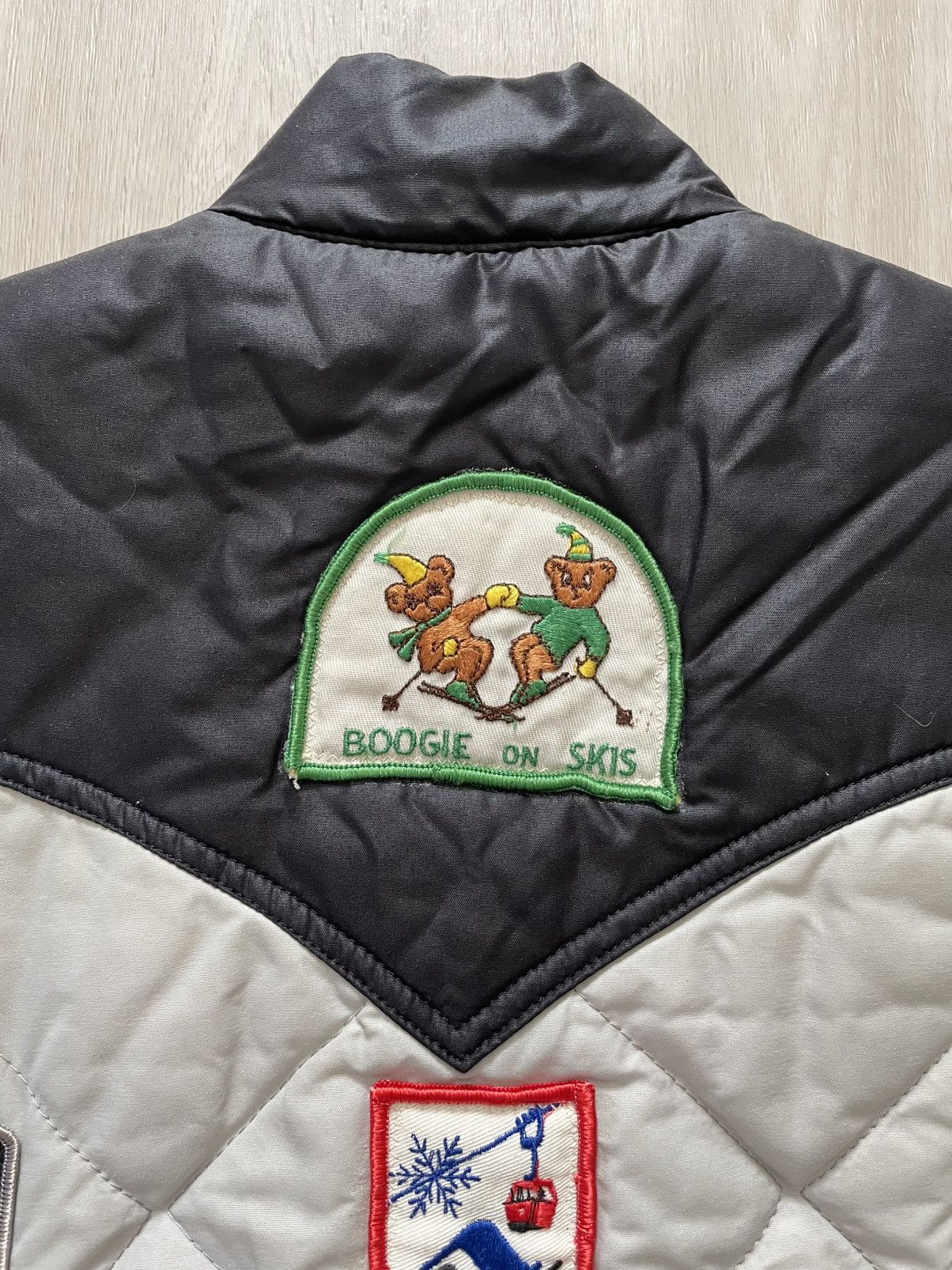 Vintage Vintage 80s Henri Charles Colsenet Ski Vest W 16 Patches MD Size M / US 6-8 / IT 42-44 - 5 Thumbnail