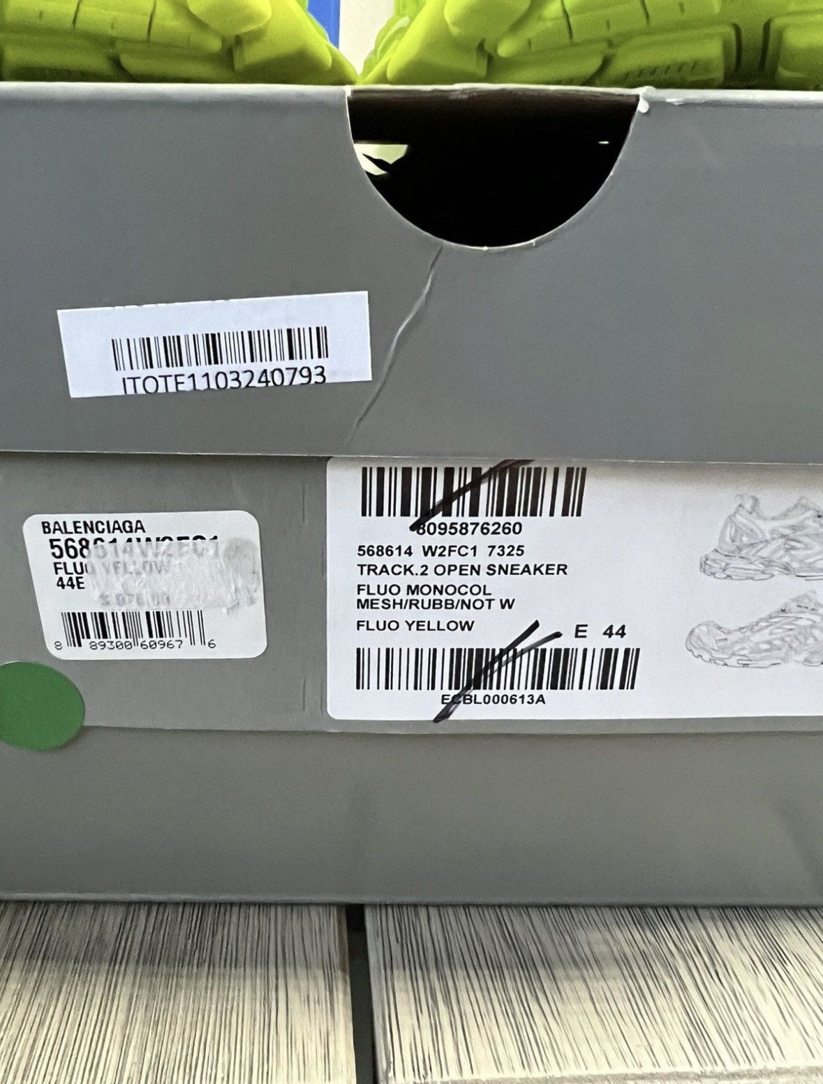 Balenciaga Balenciaga Track 2 Fluro Sneakers Size US 11 / EU 44 - 7 Thumbnail