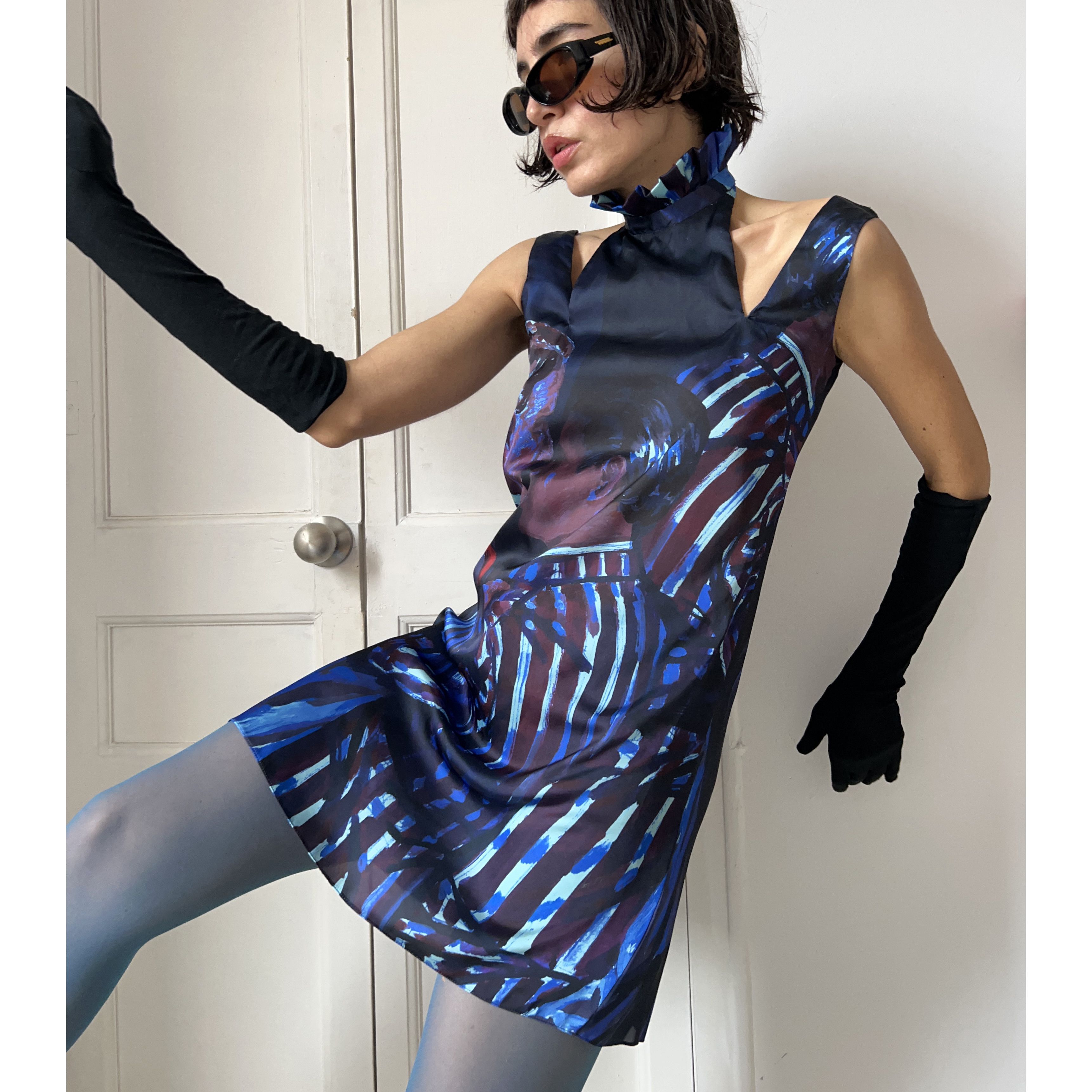 Designer Handmade gay couple dancing print cutout mini dress Size M / US 6-8 / IT 42-44 - 6 Thumbnail